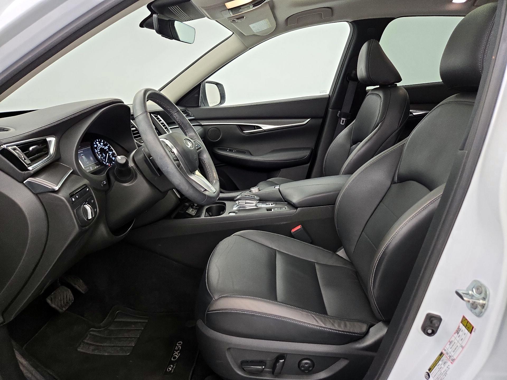 Thumbnail: 2023 INFINITI QX50 - 11