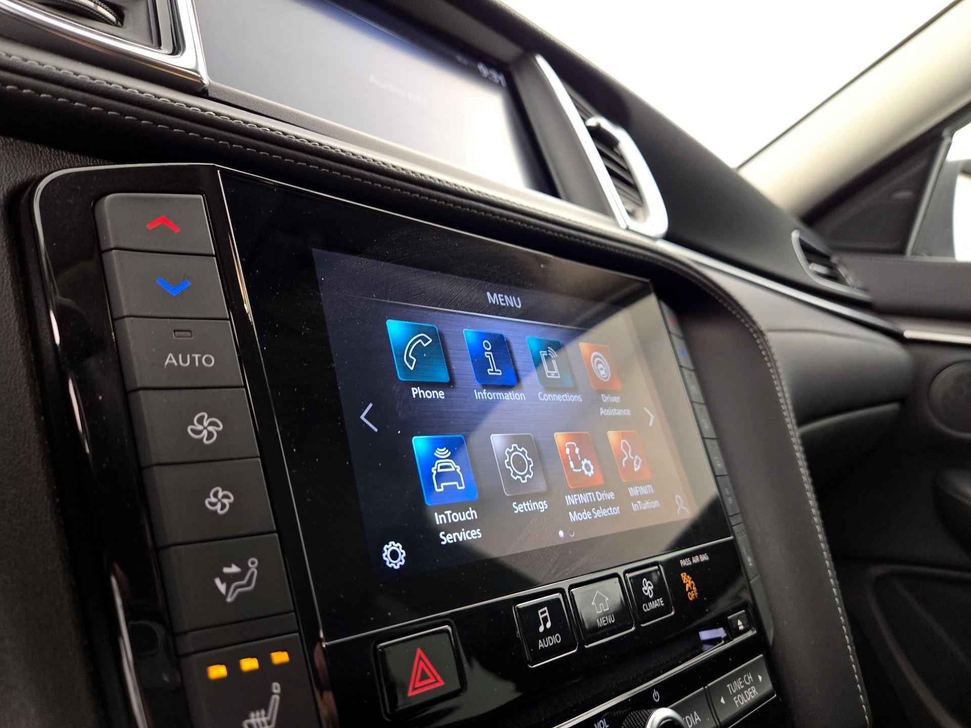 Thumbnail: 2023 INFINITI QX50 - 16