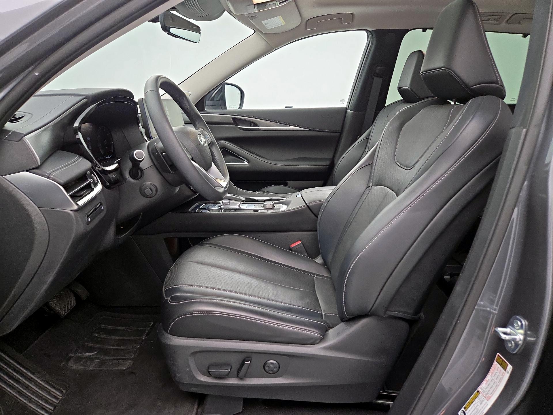 Thumbnail: 2023 INFINITI QX60 - 11