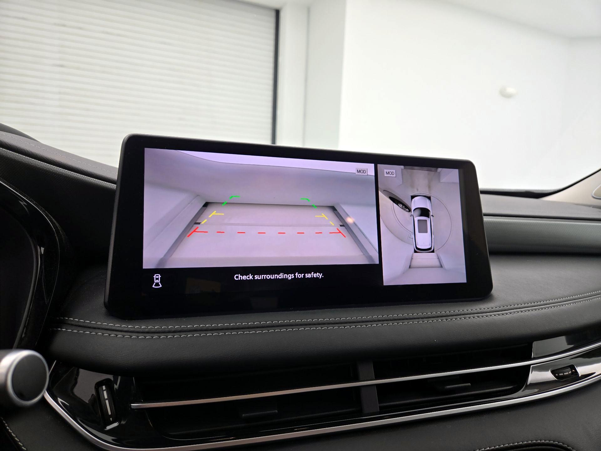 Thumbnail: 2023 INFINITI QX60 - 15