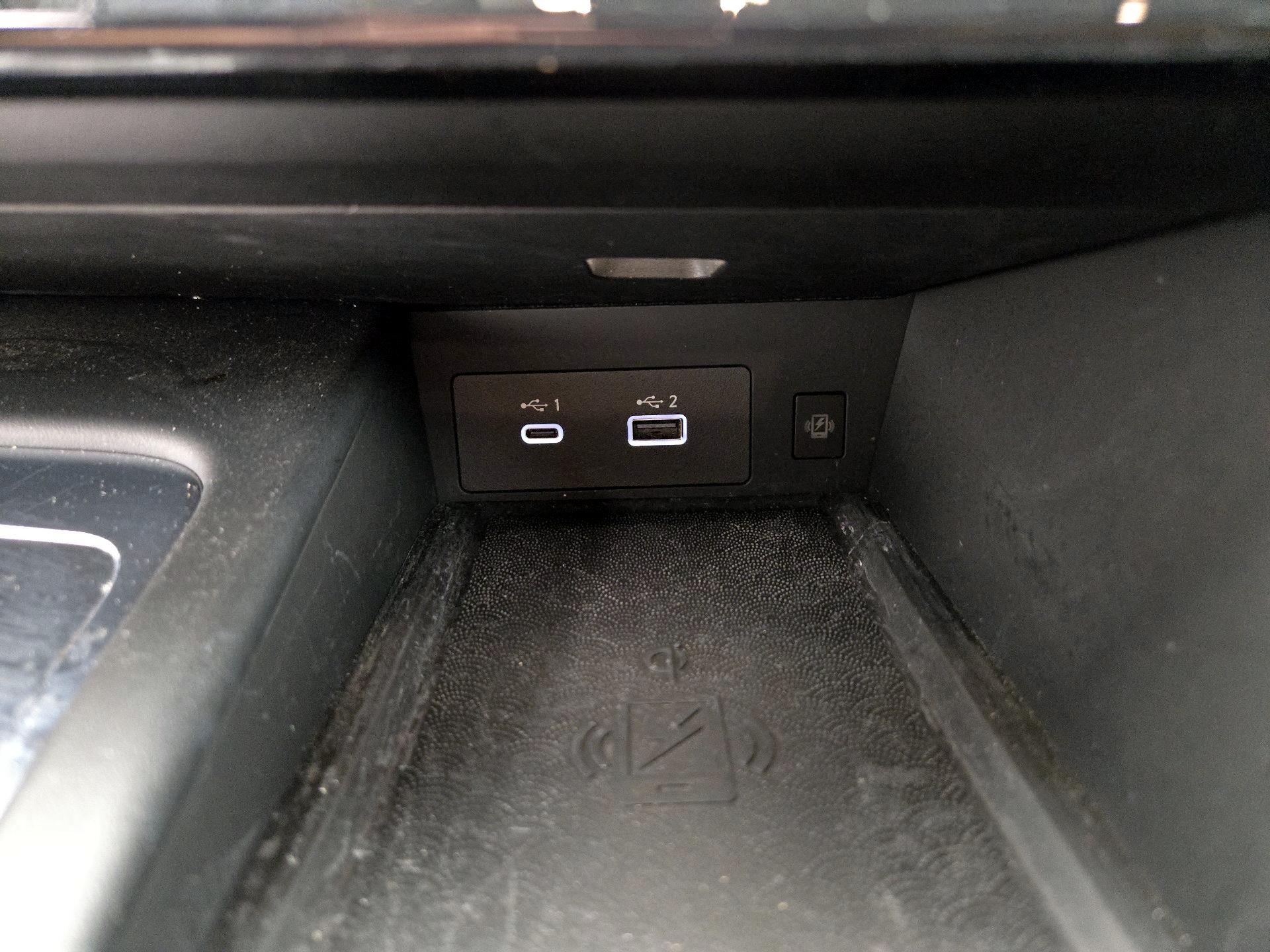 Thumbnail: 2023 INFINITI QX60 - 19