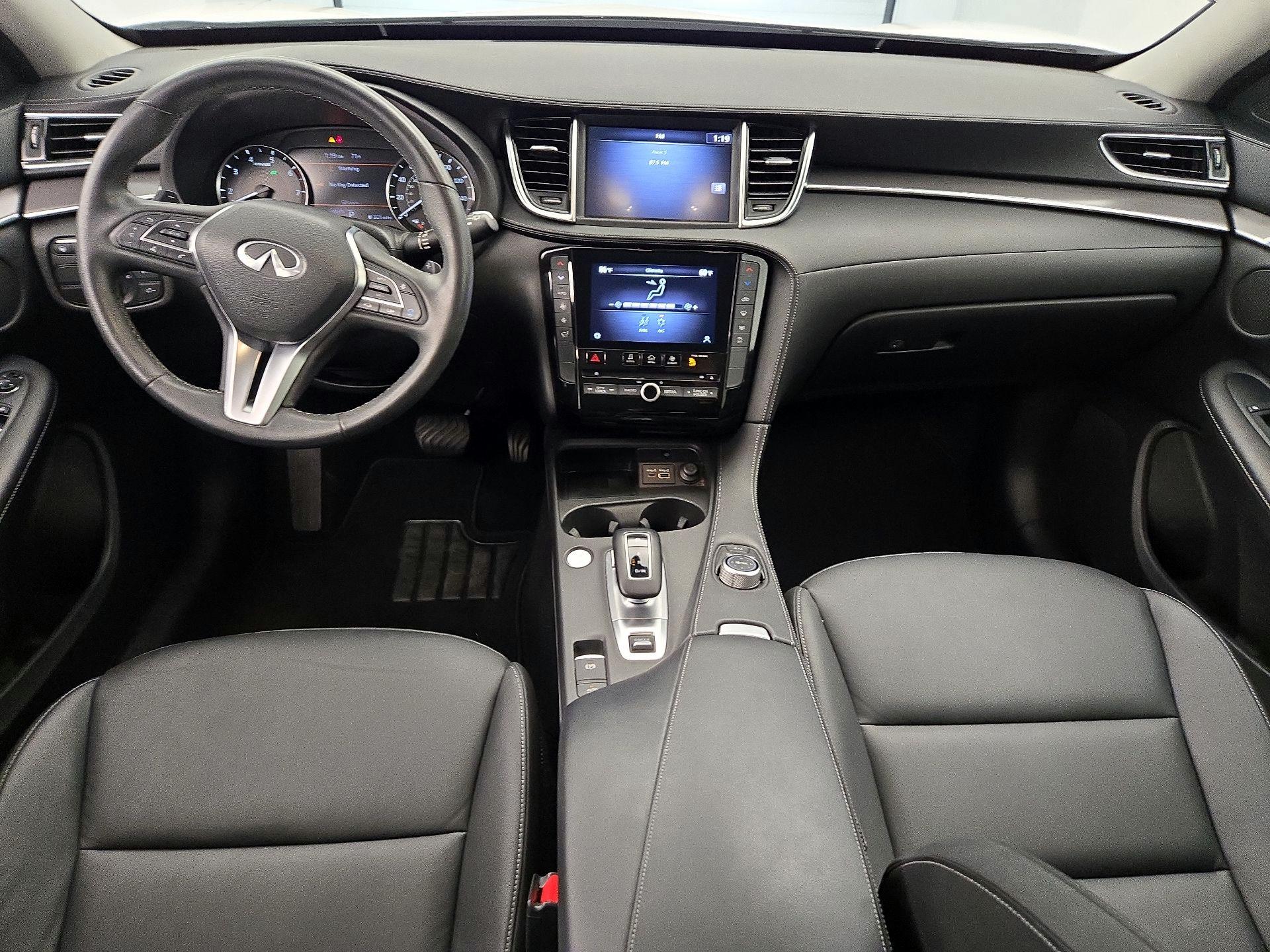 Thumbnail: 2023 INFINITI QX50 - 9