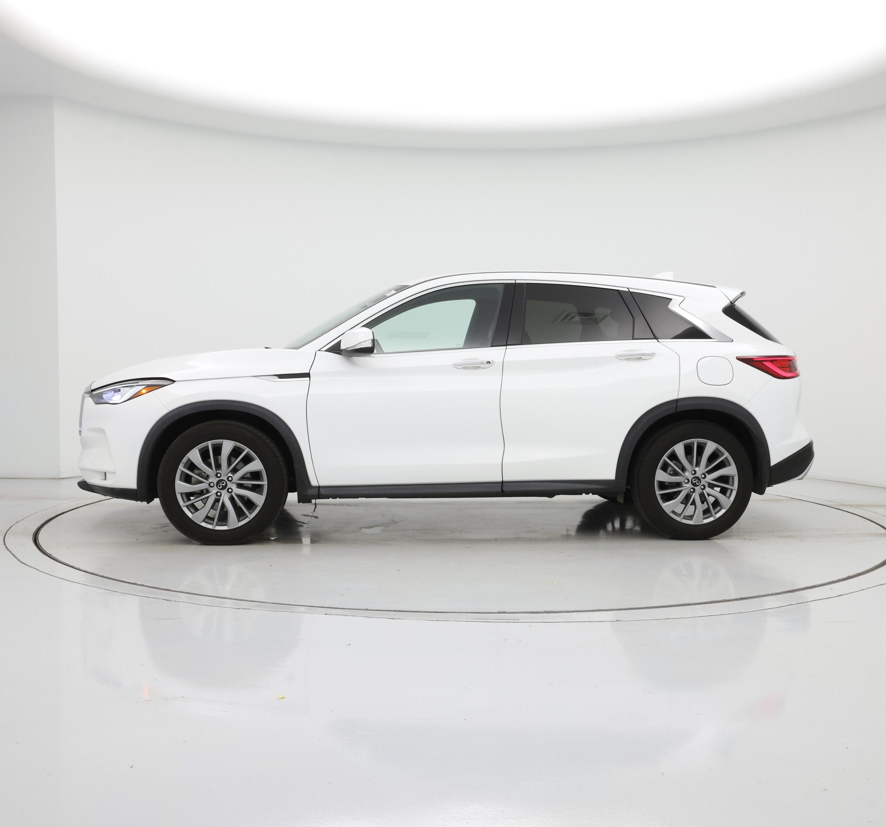 Thumbnail: 2023 INFINITI QX50 - 3