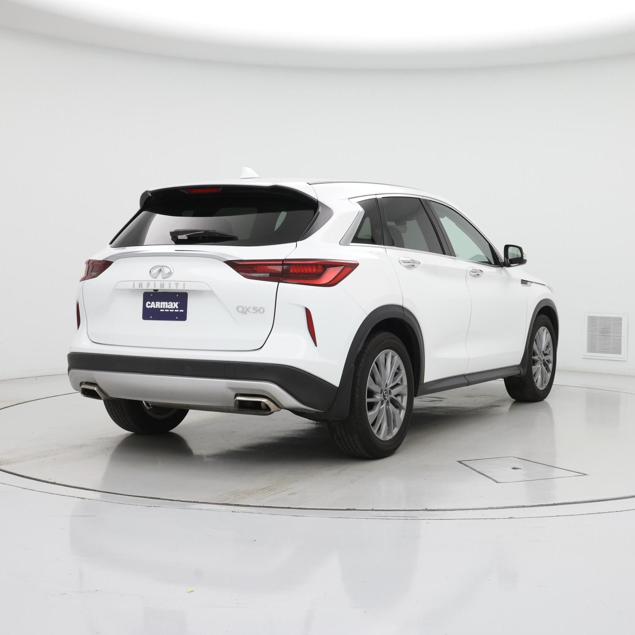 Thumbnail: 2023 INFINITI QX50 - 8