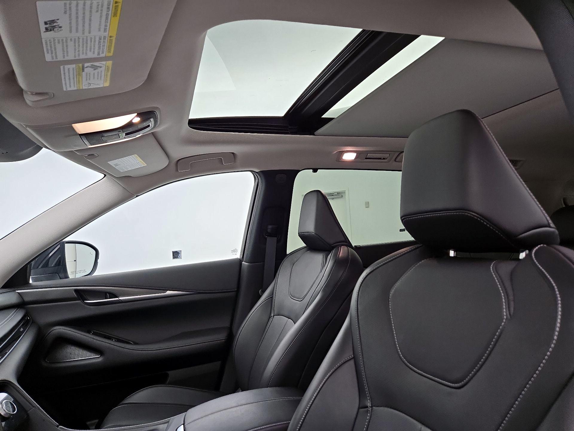 Thumbnail: 2023 INFINITI QX60 - 20