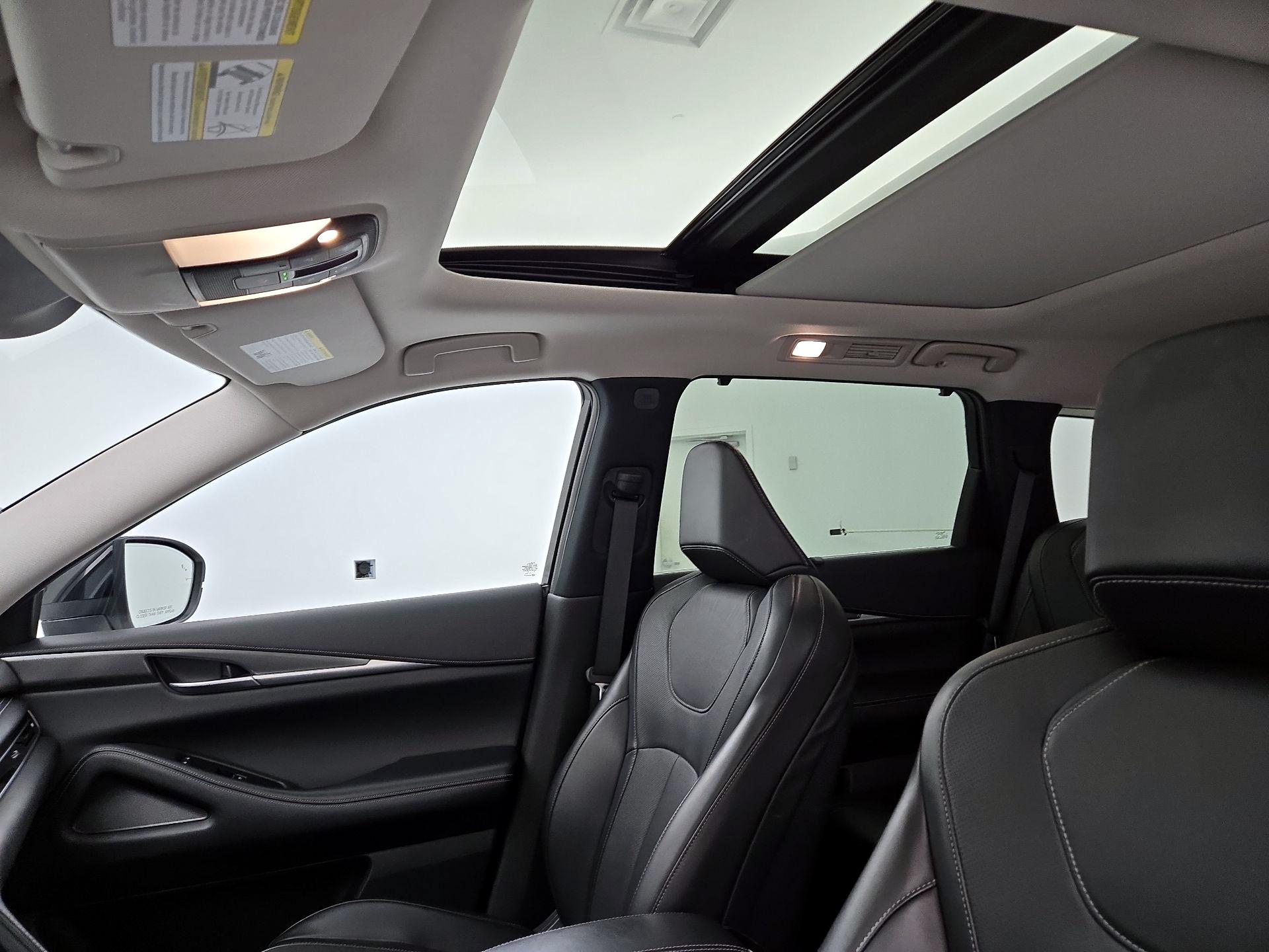 Thumbnail: 2022 INFINITI QX60 - 20