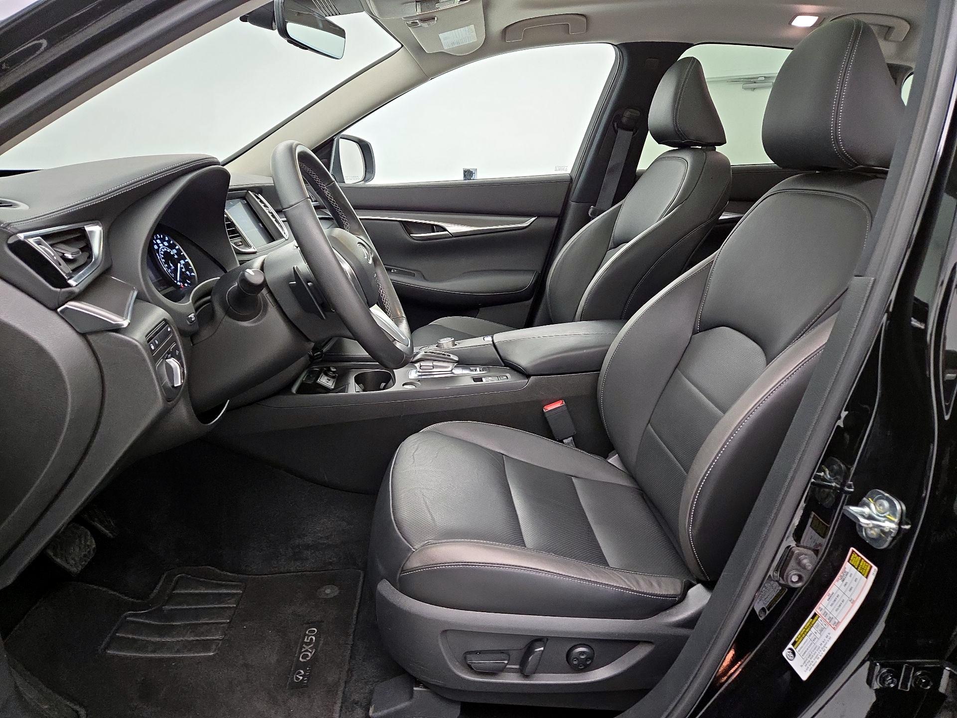 Thumbnail: 2023 INFINITI QX50 - 11