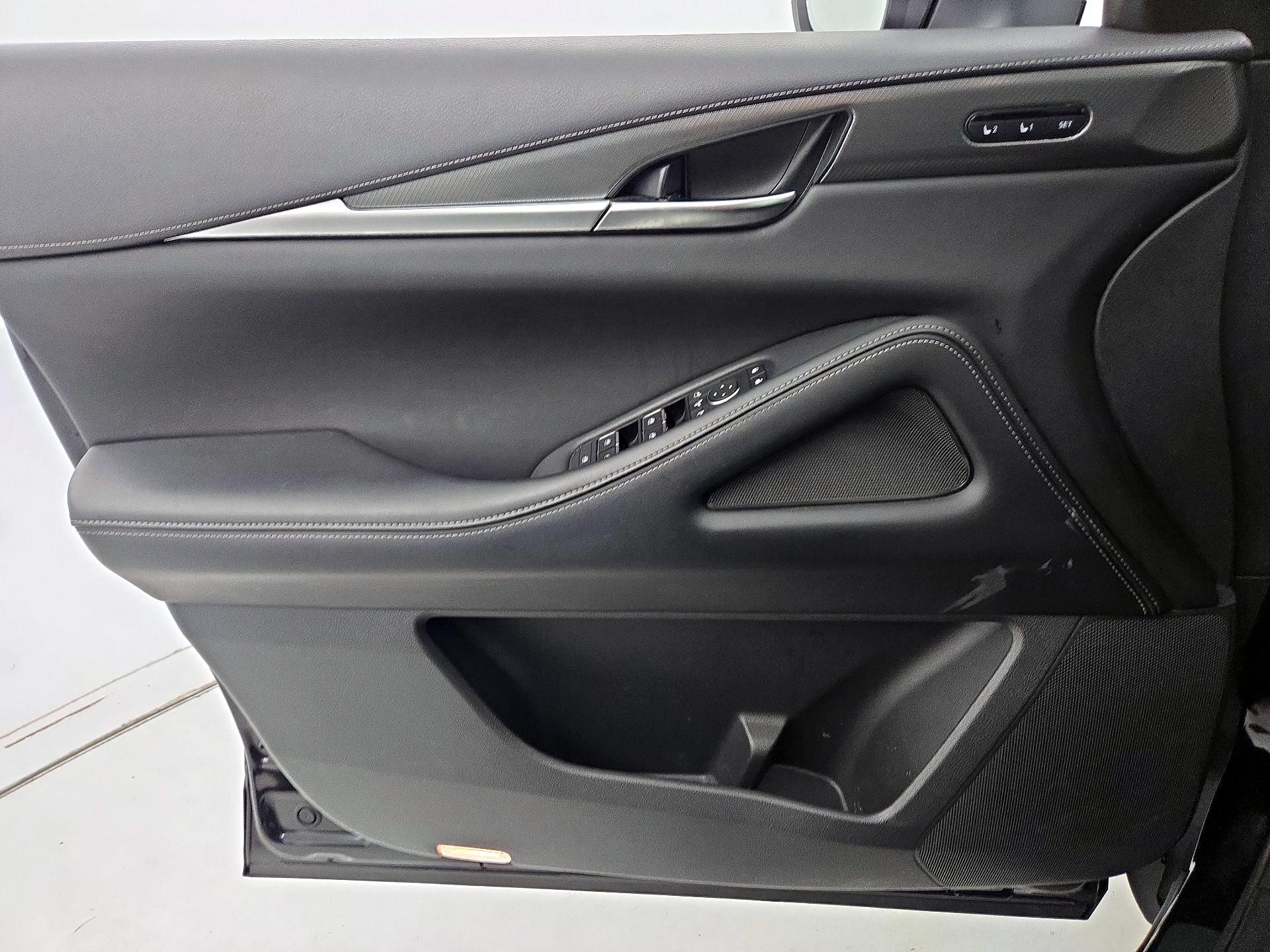 Thumbnail: 2023 INFINITI QX60 - 12