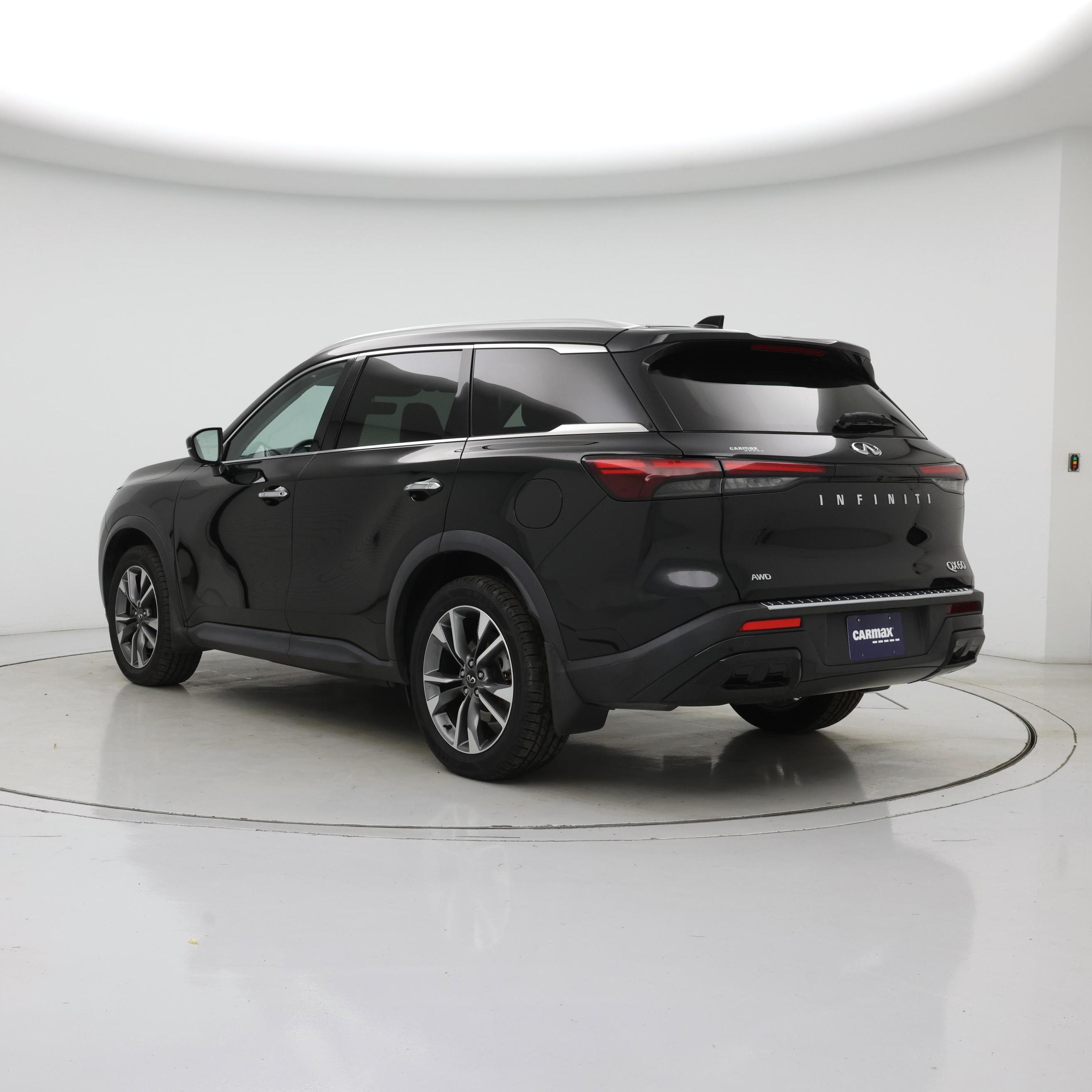 Thumbnail: 2023 INFINITI QX60 - 2