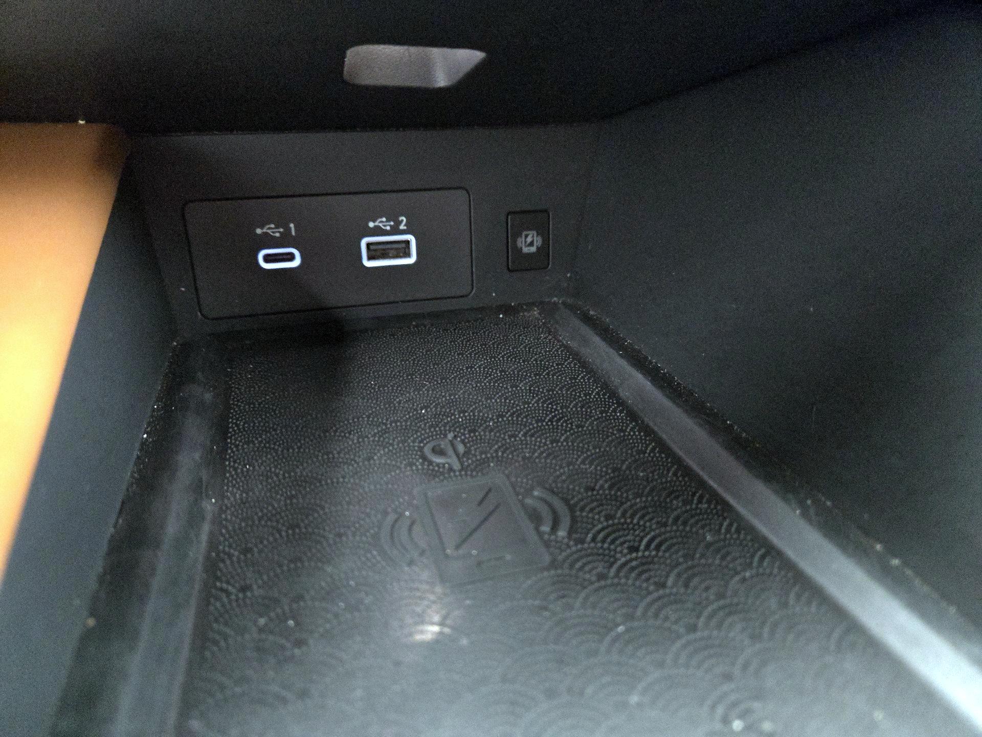 Thumbnail: 2022 INFINITI QX60 - 18