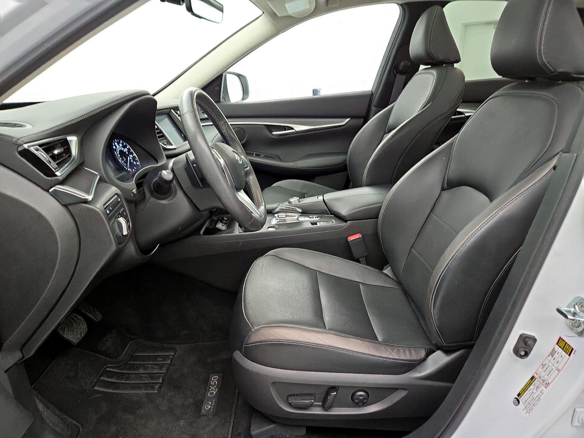 Thumbnail: 2023 INFINITI QX50 - 11