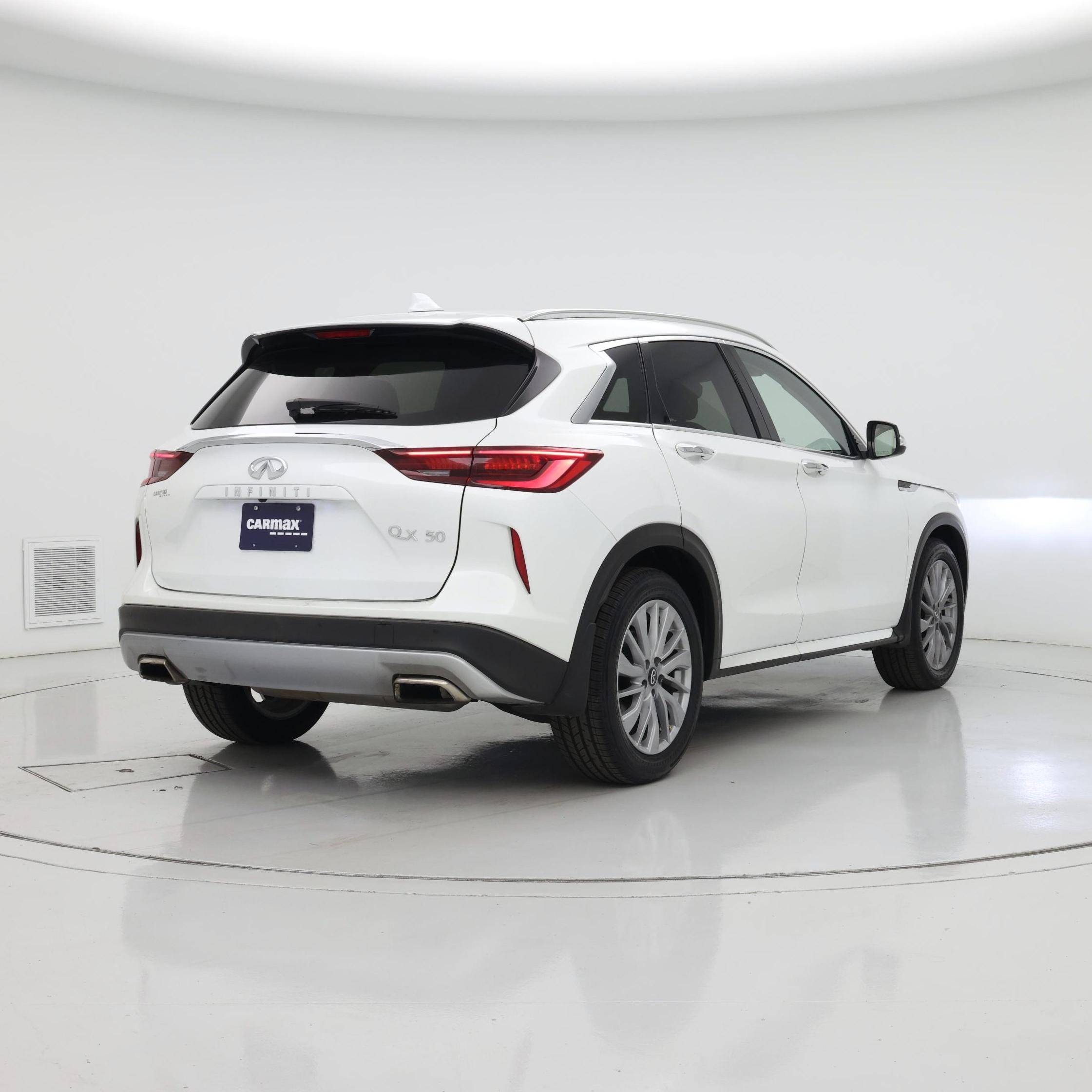 Thumbnail: 2023 INFINITI QX50 - 8