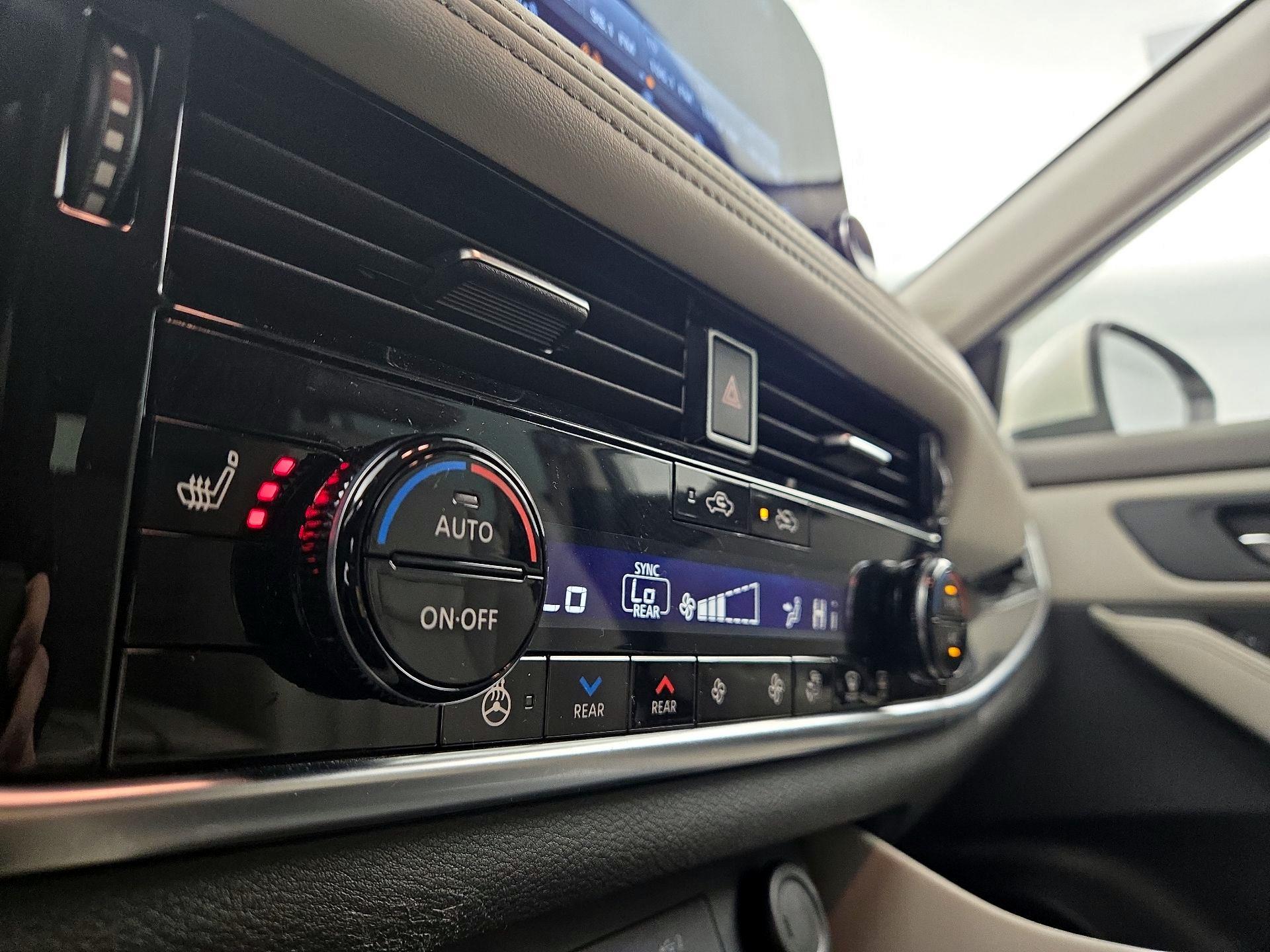 Thumbnail: 2023 Nissan Rogue - 17