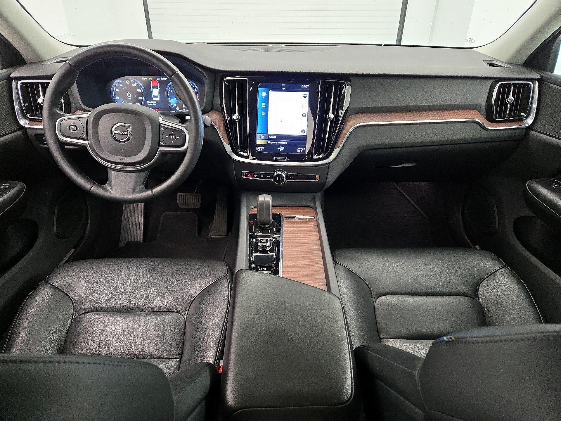 Thumbnail: 2022 Volvo S60 - 9