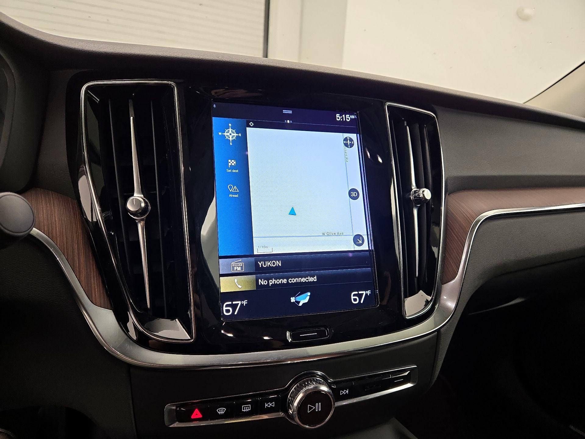 Thumbnail: 2022 Volvo S60 - 14