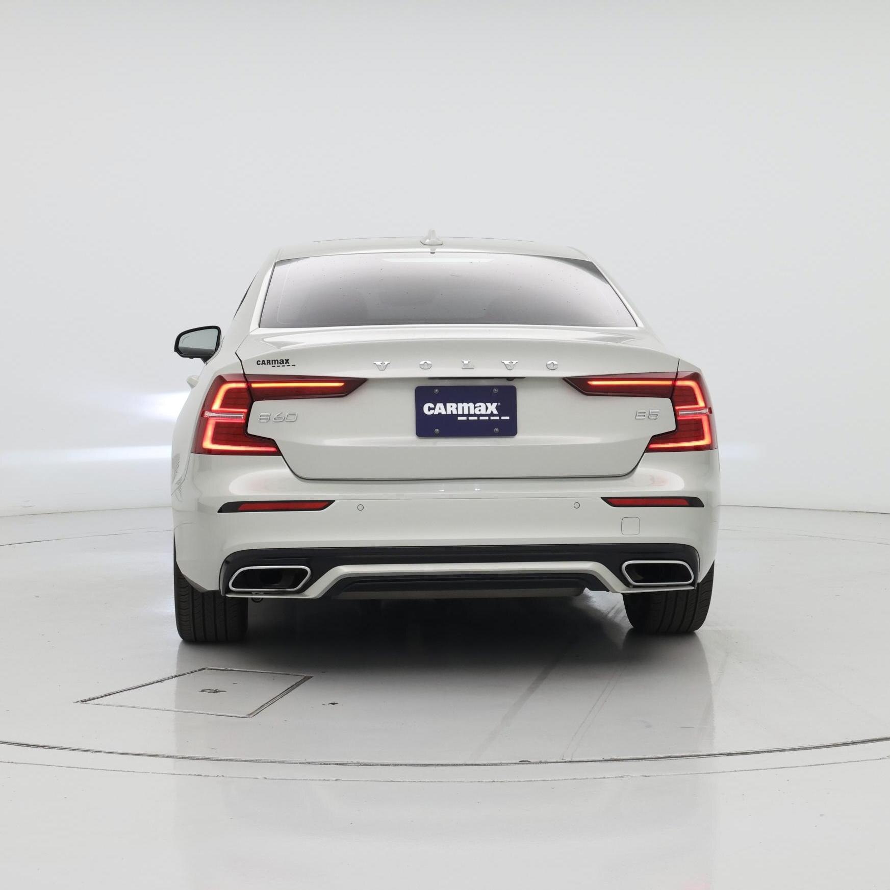 Thumbnail: 2022 Volvo S60 - 6