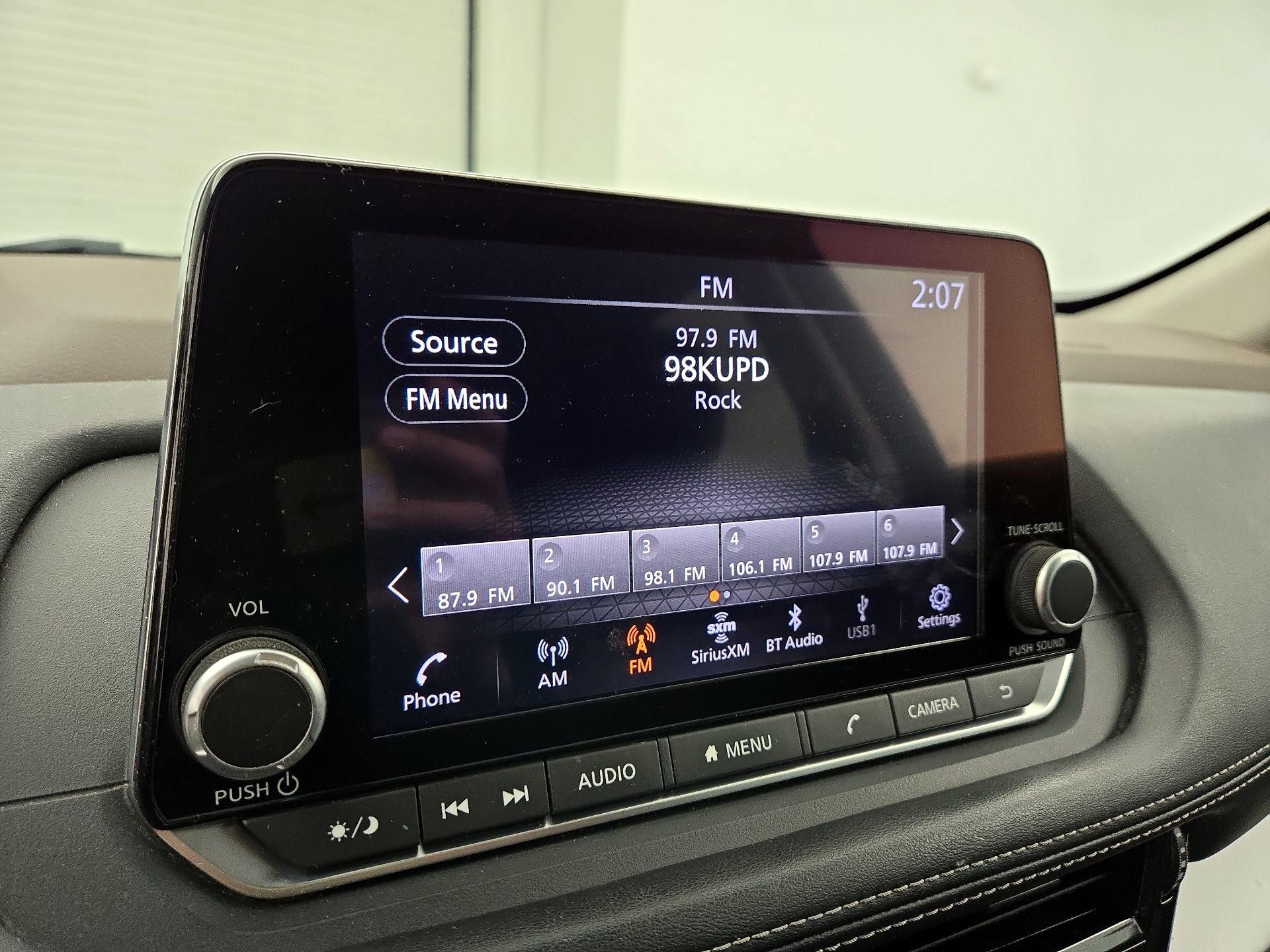 Thumbnail: 2023 Nissan Rogue - 15