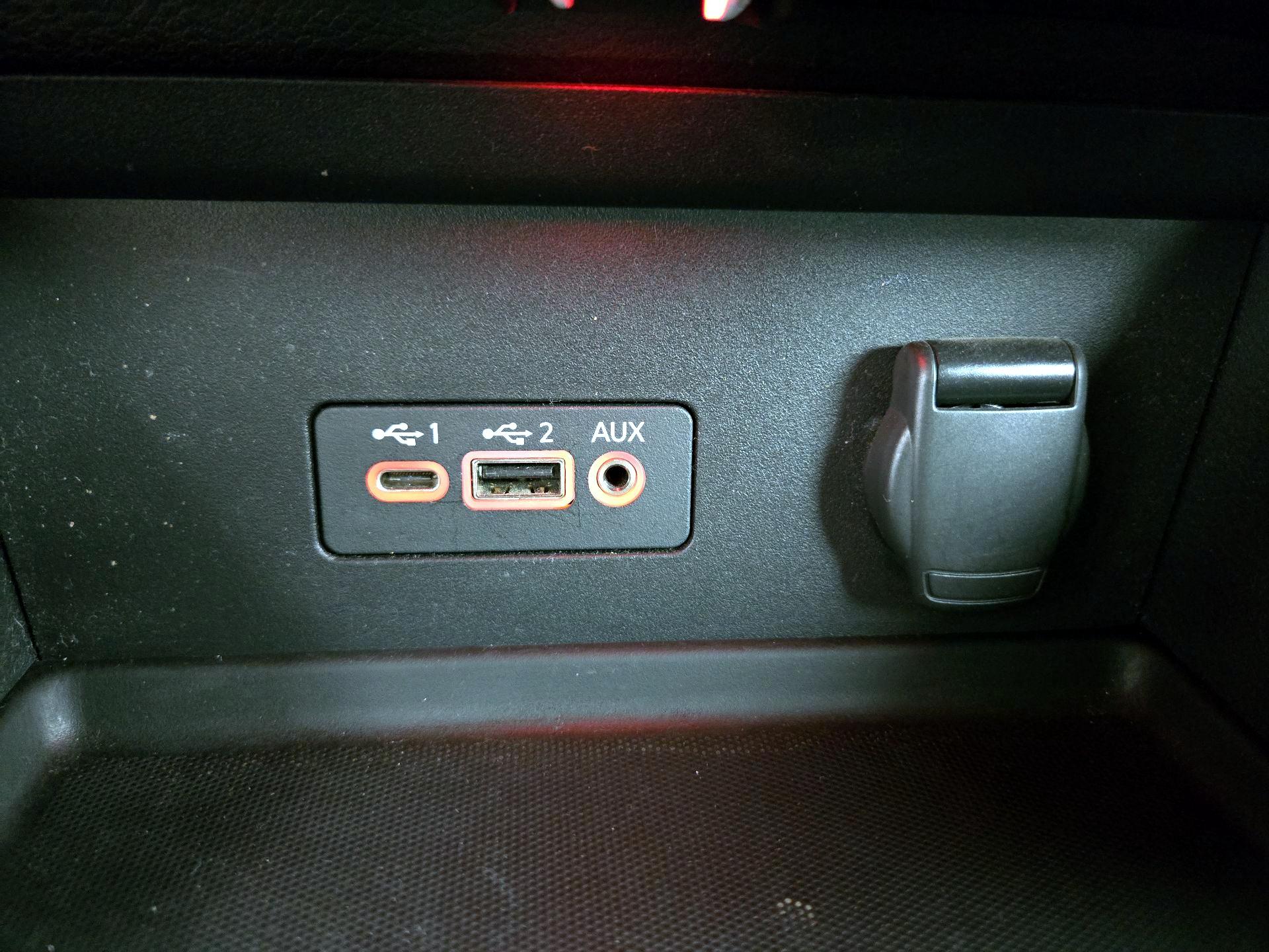 Thumbnail: 2021 Nissan Sentra - 18