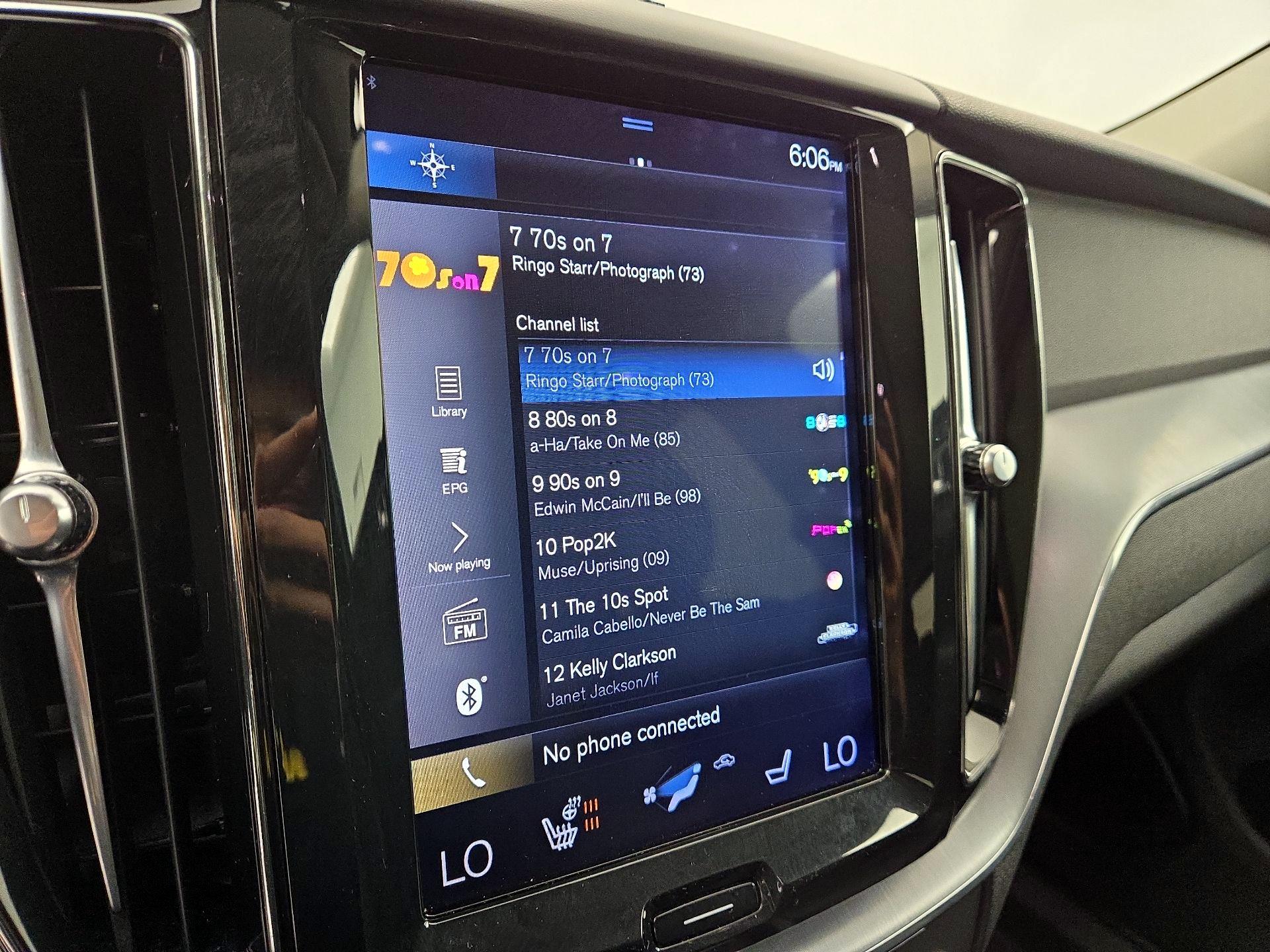 Thumbnail: 2020 Volvo XC60 - 16