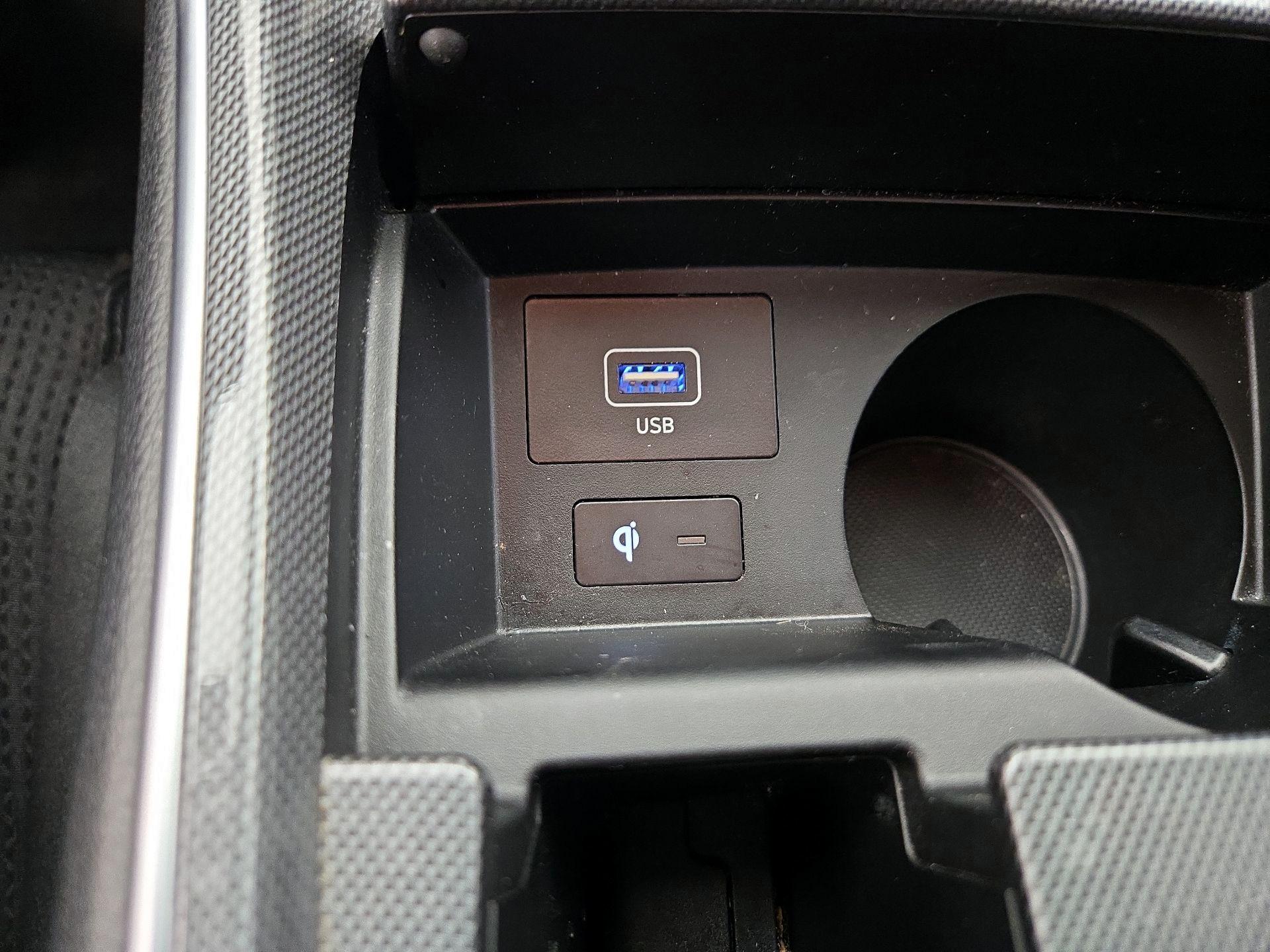 Thumbnail: 2021 Hyundai Santa Fe - 18