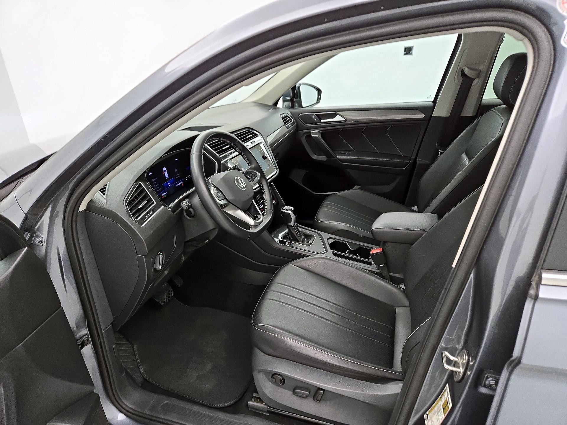 Thumbnail: 2024 Volkswagen Tiguan - 11