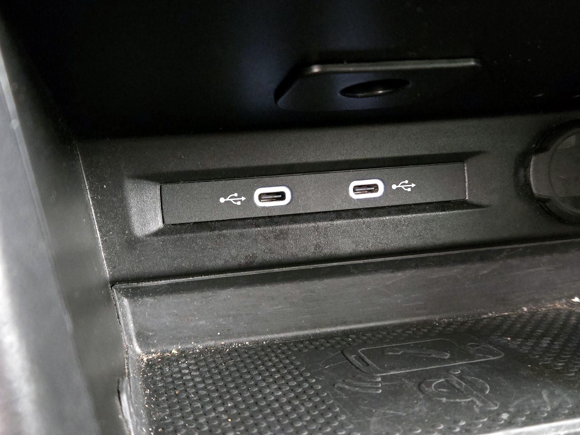 Thumbnail: 2024 Volkswagen Tiguan - 18