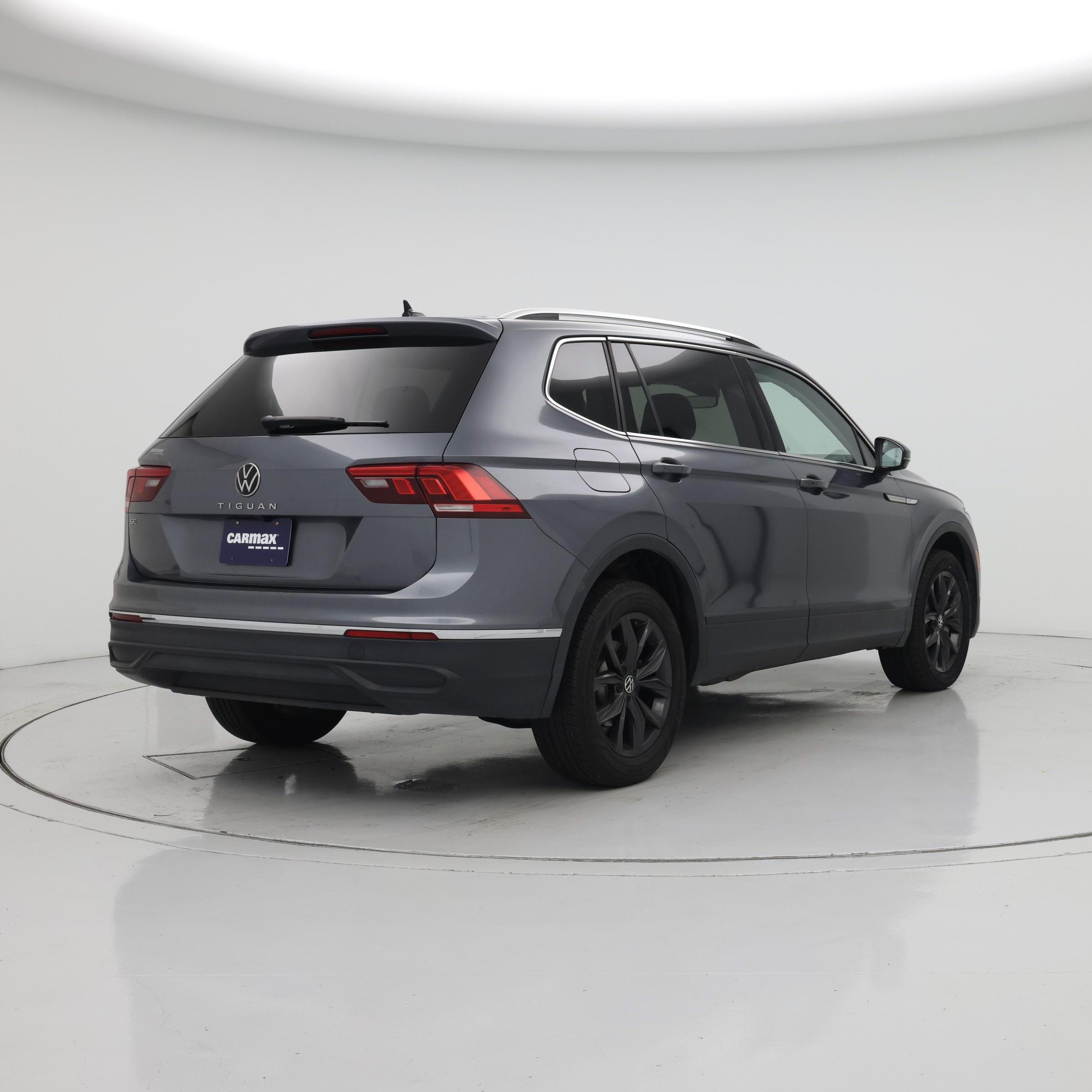 Thumbnail: 2024 Volkswagen Tiguan - 8