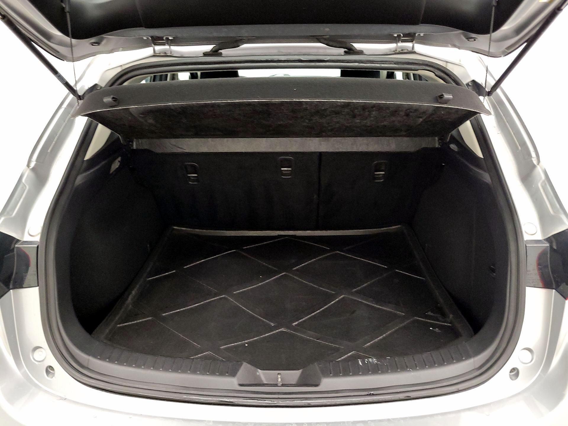 Thumbnail: 2014 Mazda Mazda3 - 18