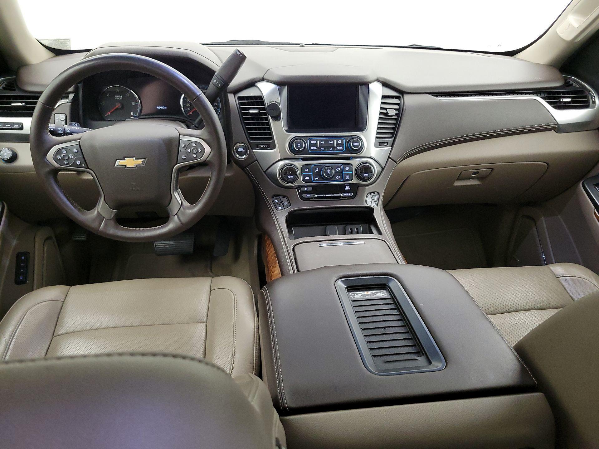 Thumbnail: 2017 Chevrolet Suburban - 9