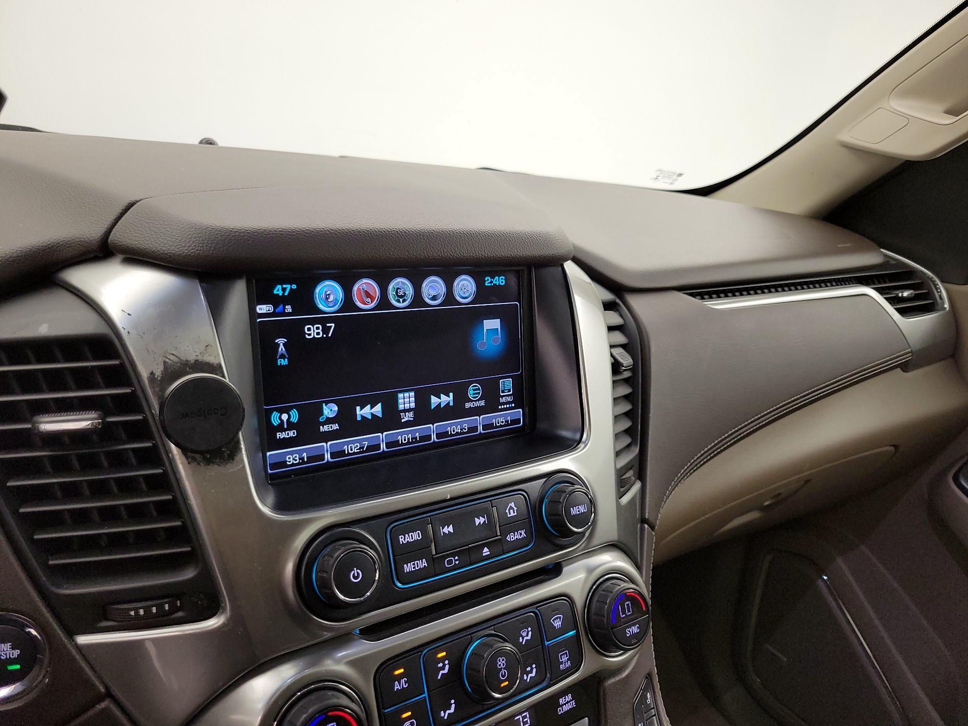 Thumbnail: 2017 Chevrolet Suburban - 15