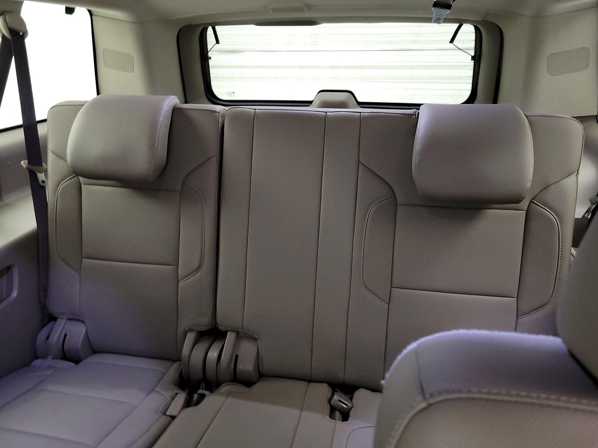 Thumbnail: 2017 Chevrolet Suburban - 20