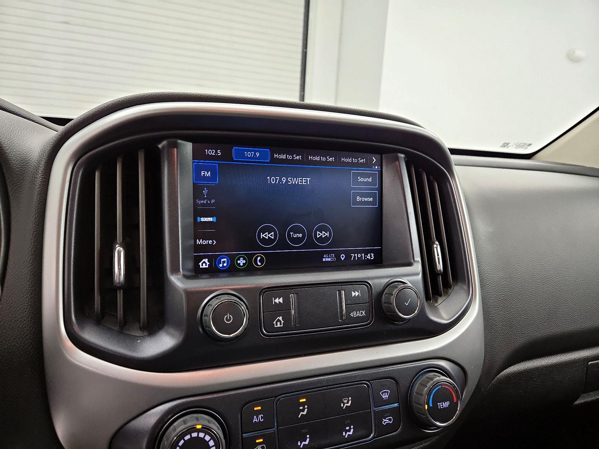 Thumbnail: 2022 Chevrolet Colorado - 15