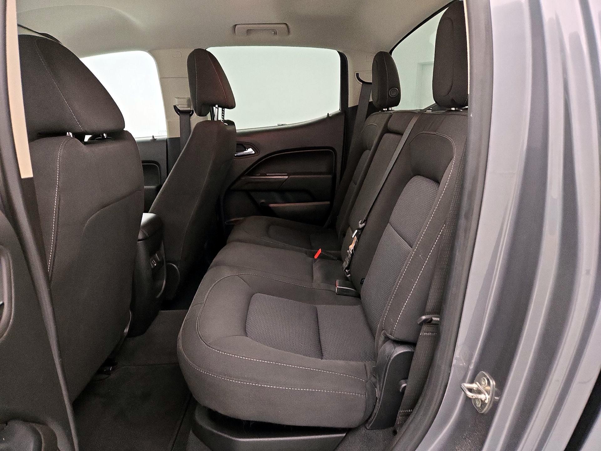 Thumbnail: 2022 Chevrolet Colorado - 19