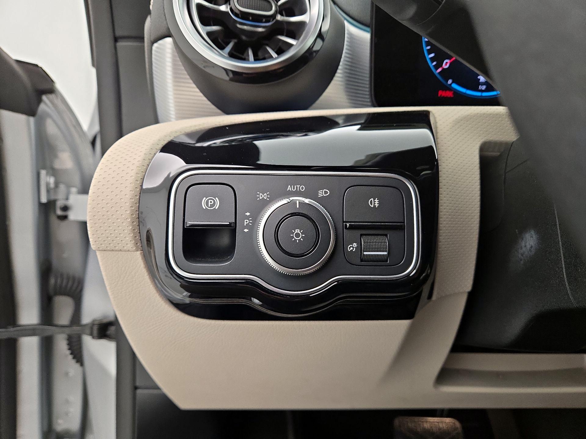 Thumbnail: 2023 Mercedes-Benz CLA - 13