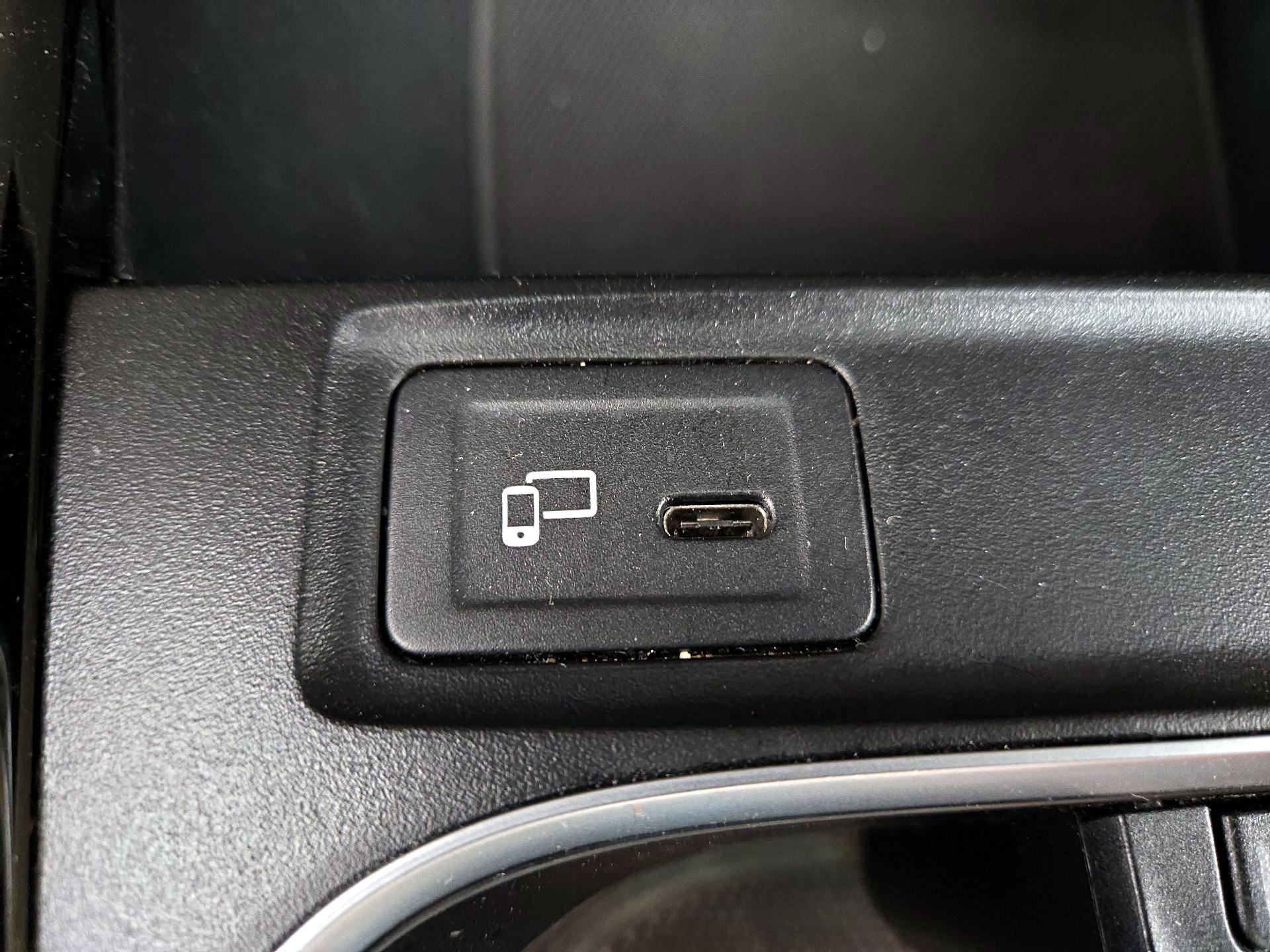 Thumbnail: 2023 Mercedes-Benz CLA - 18