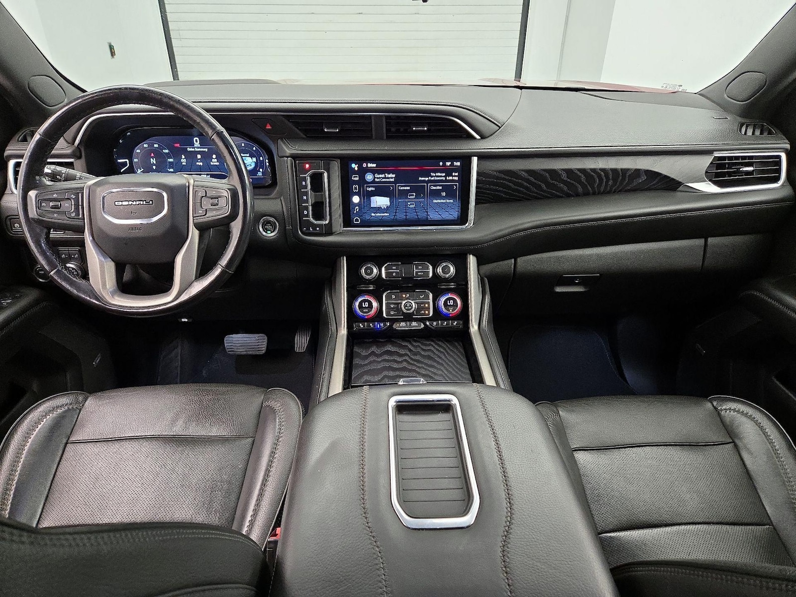 2022 GMC Yukon XL Denali - Photo 10