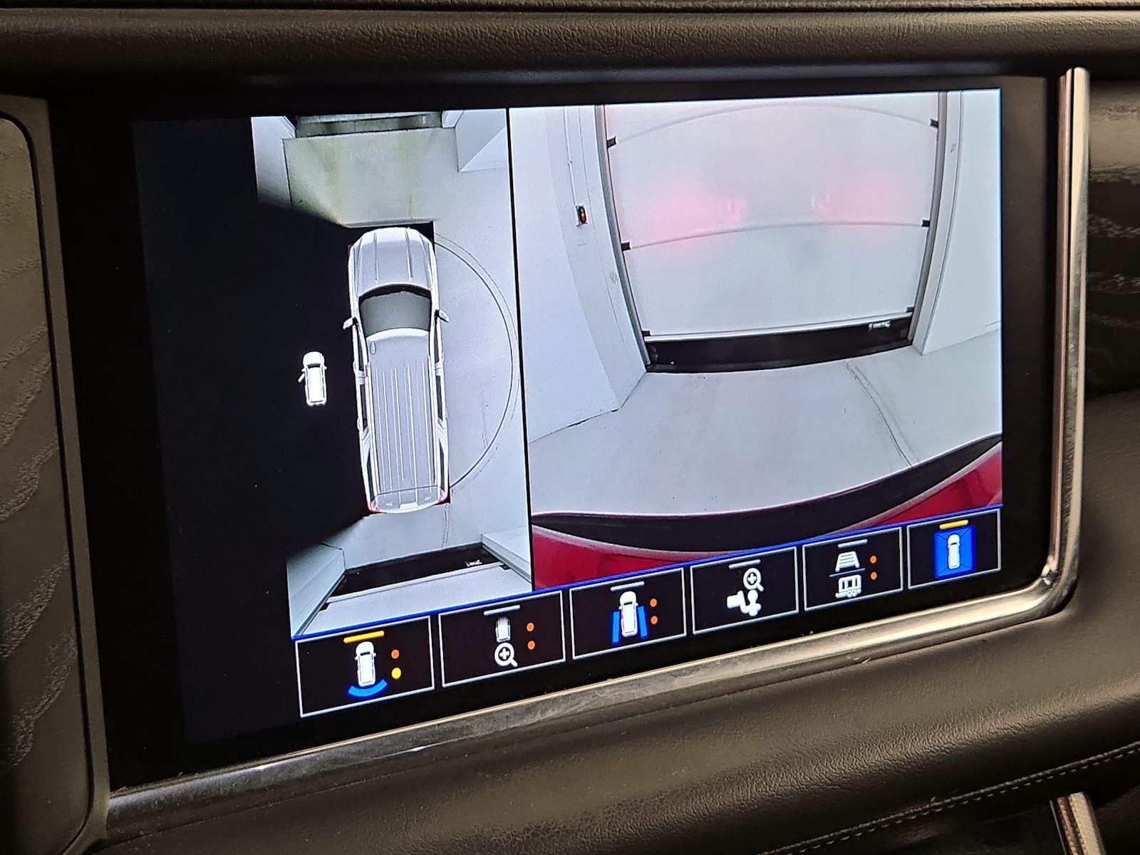 2022 GMC Yukon XL Denali - Photo 15
