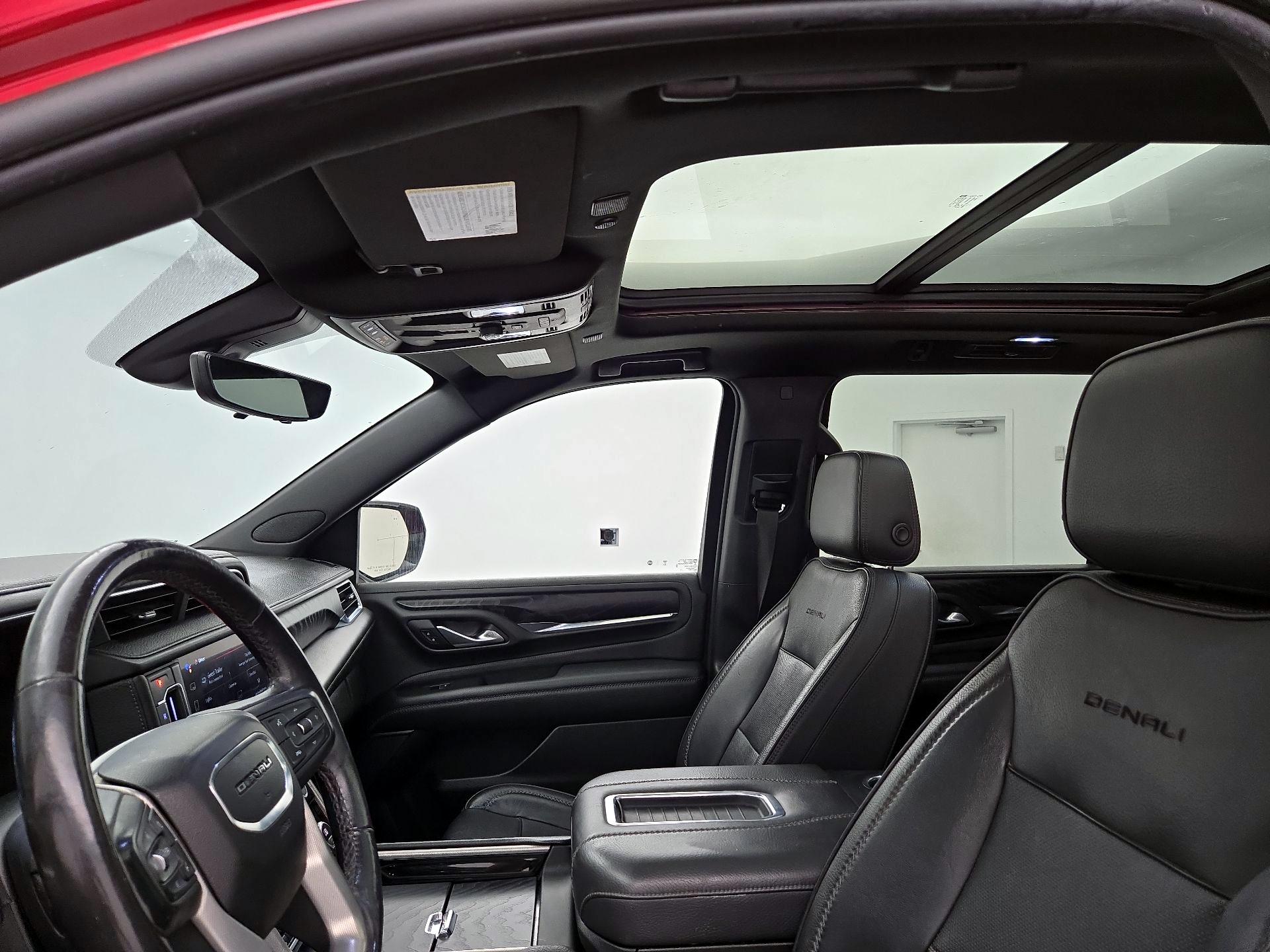 Thumbnail: 2022 GMC Yukon XL - 19