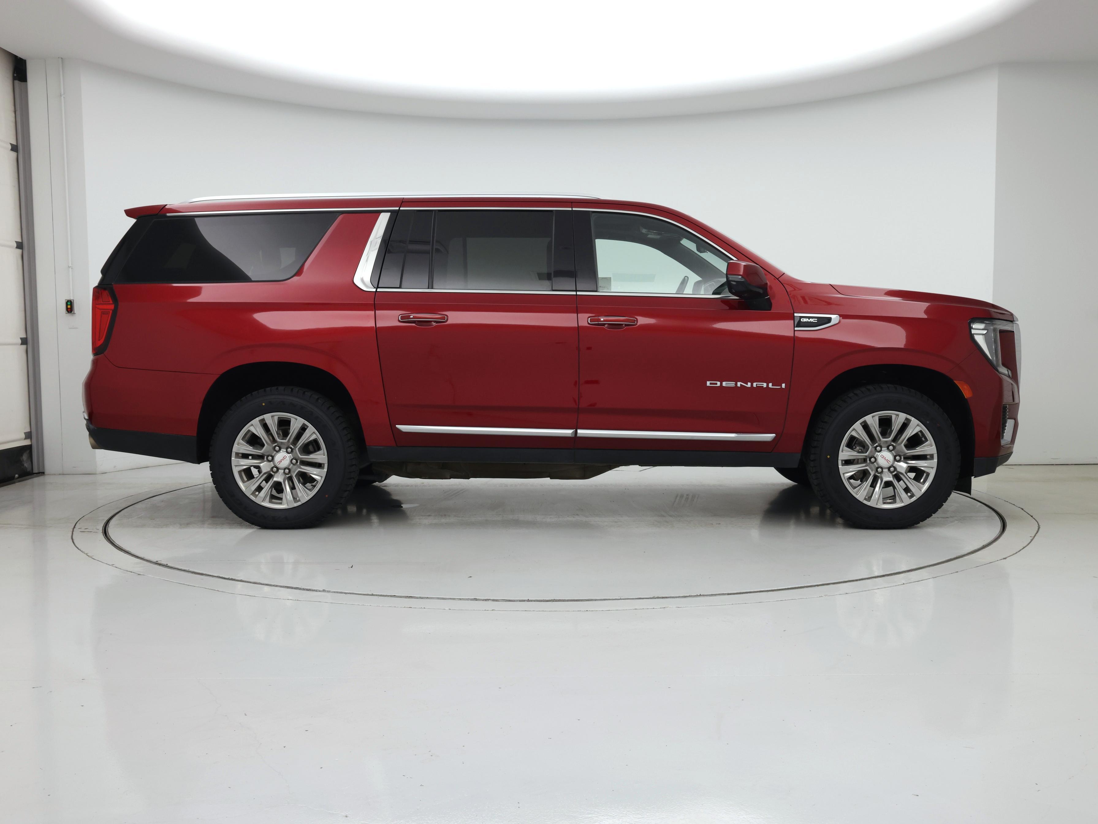 Thumbnail: 2022 GMC Yukon XL - 7