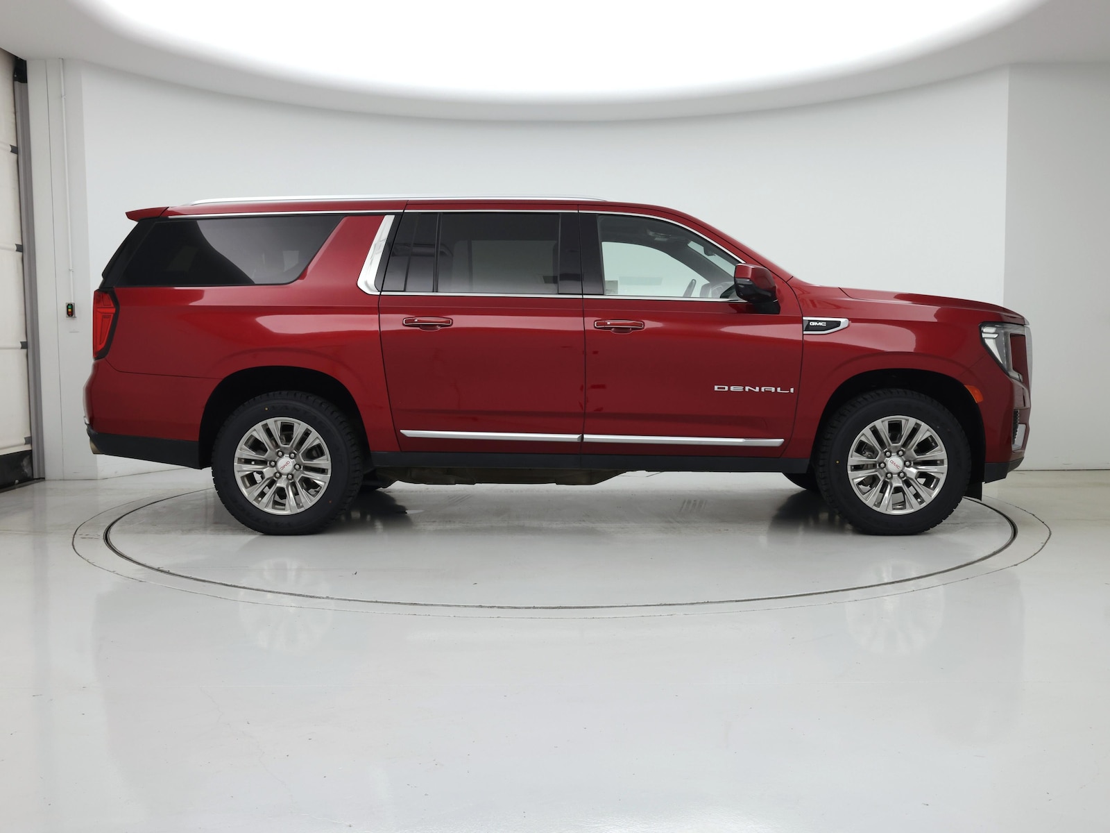 2022 GMC Yukon XL Denali - Photo 8