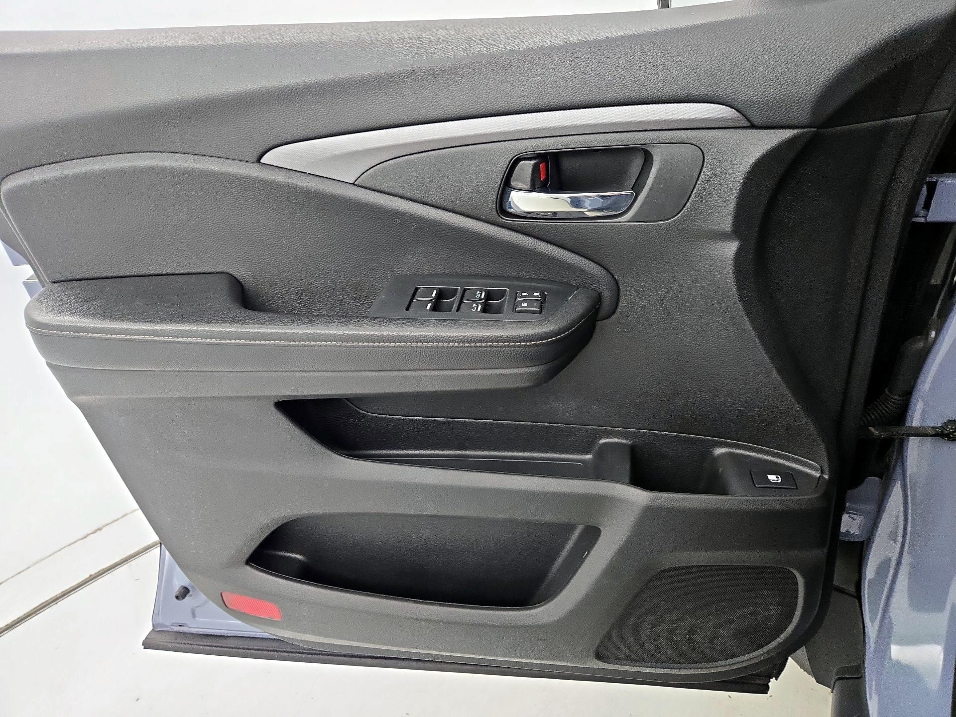 Thumbnail: 2023 Honda Ridgeline - 12