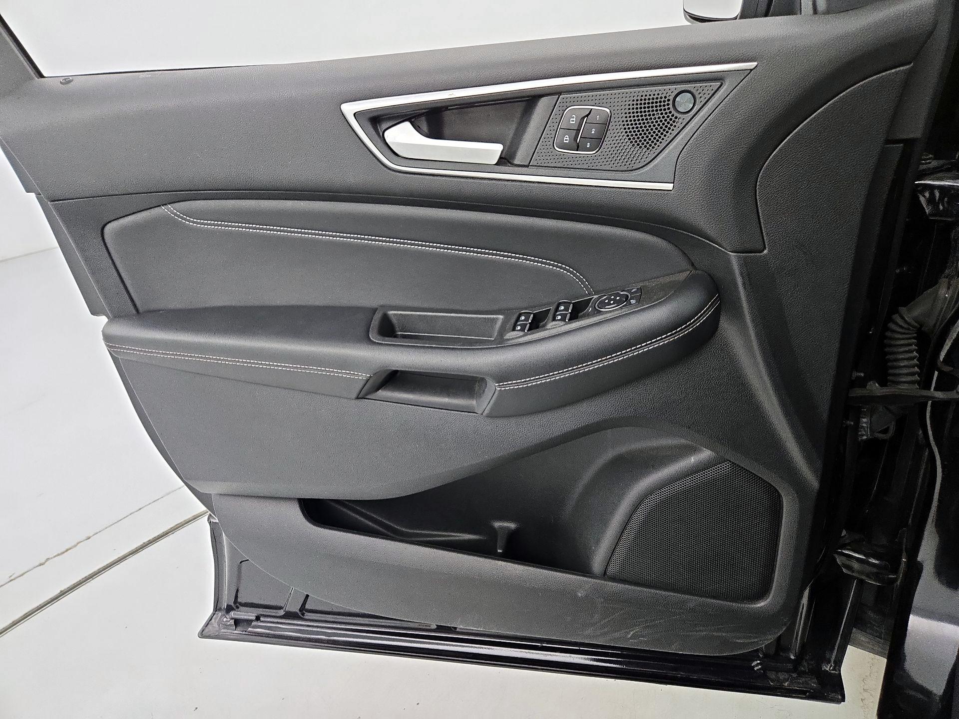 Thumbnail: 2024 Ford Edge - 12