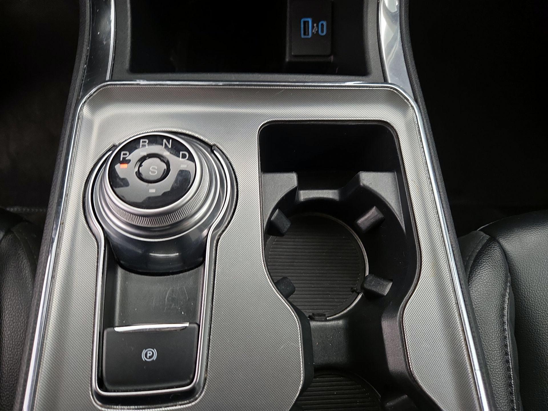 Thumbnail: 2024 Ford Edge - 17