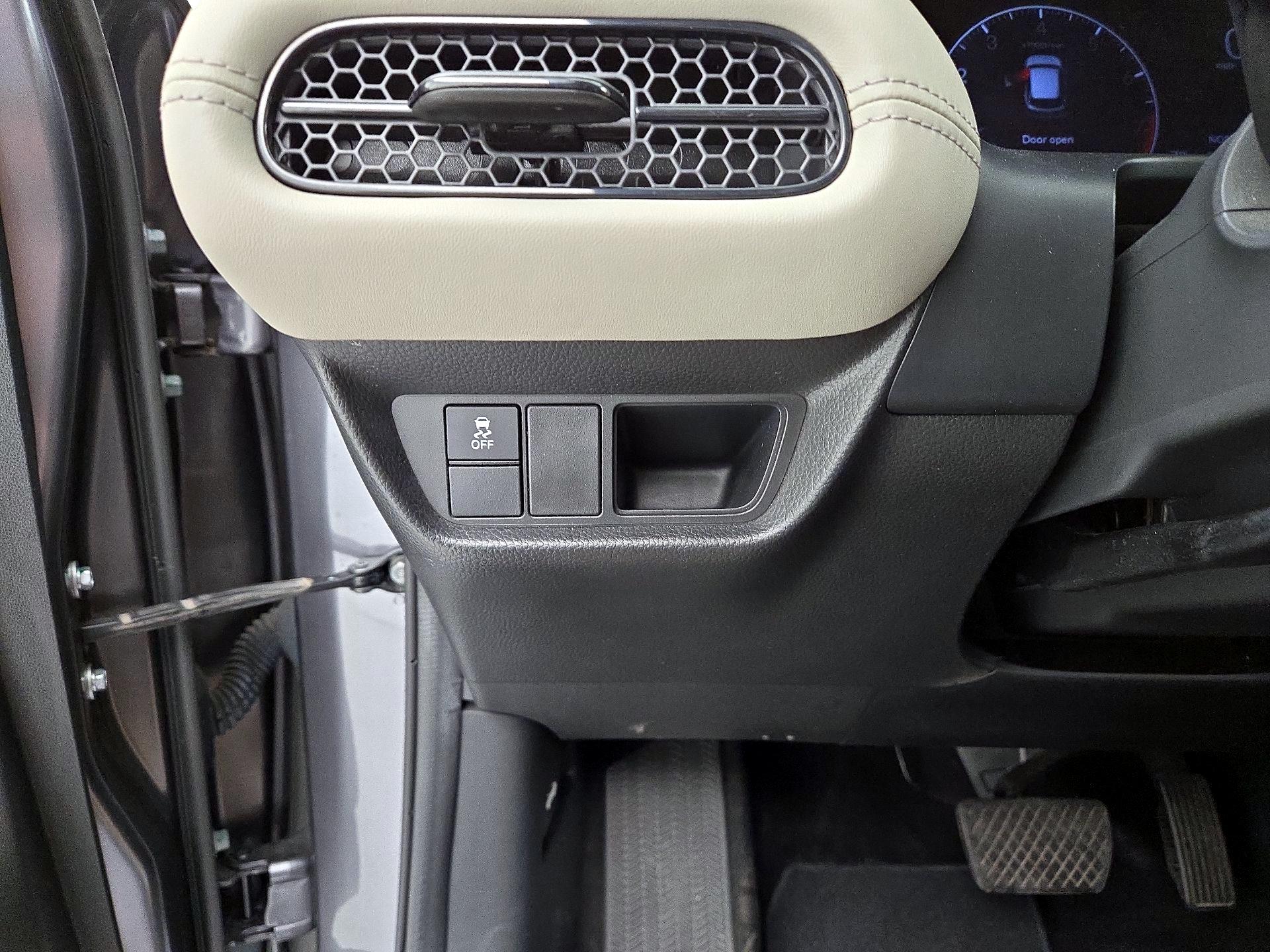 Thumbnail: 2023 Honda HR-V - 13