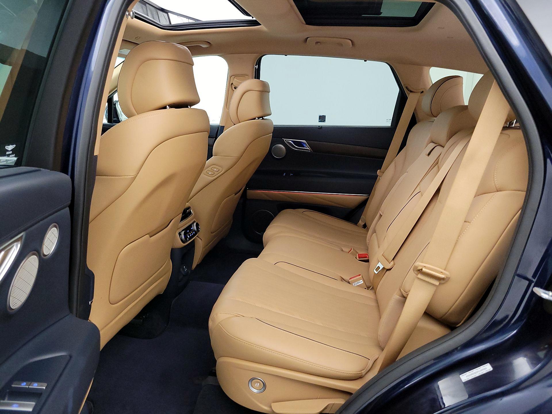 Thumbnail: 2023 Genesis GV80 - 20