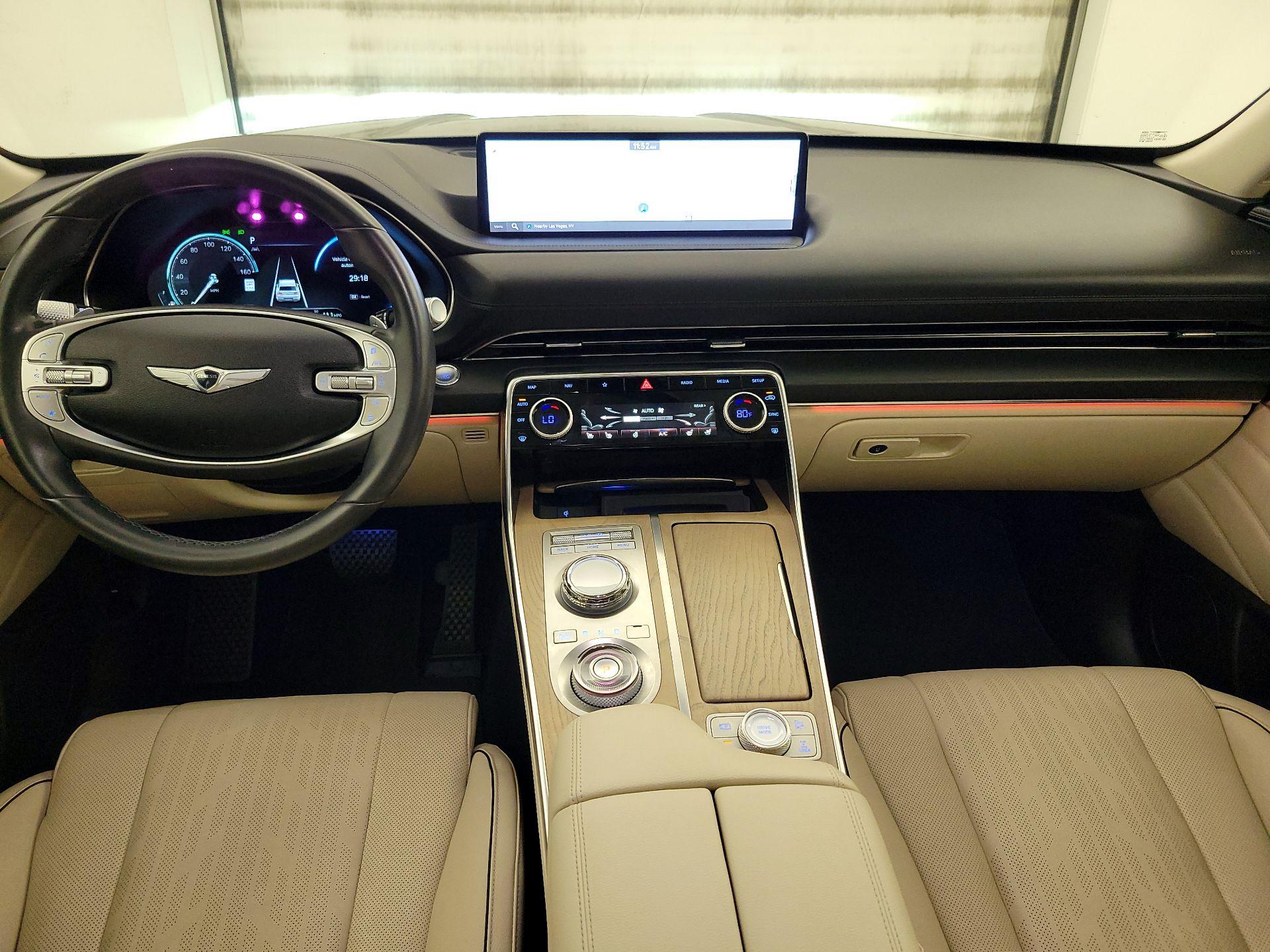 Thumbnail: 2023 Genesis GV80 - 9