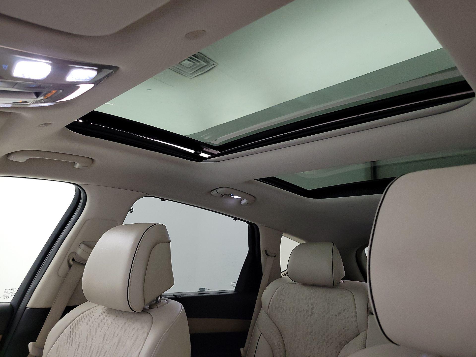 Thumbnail: 2023 Genesis GV80 - 20