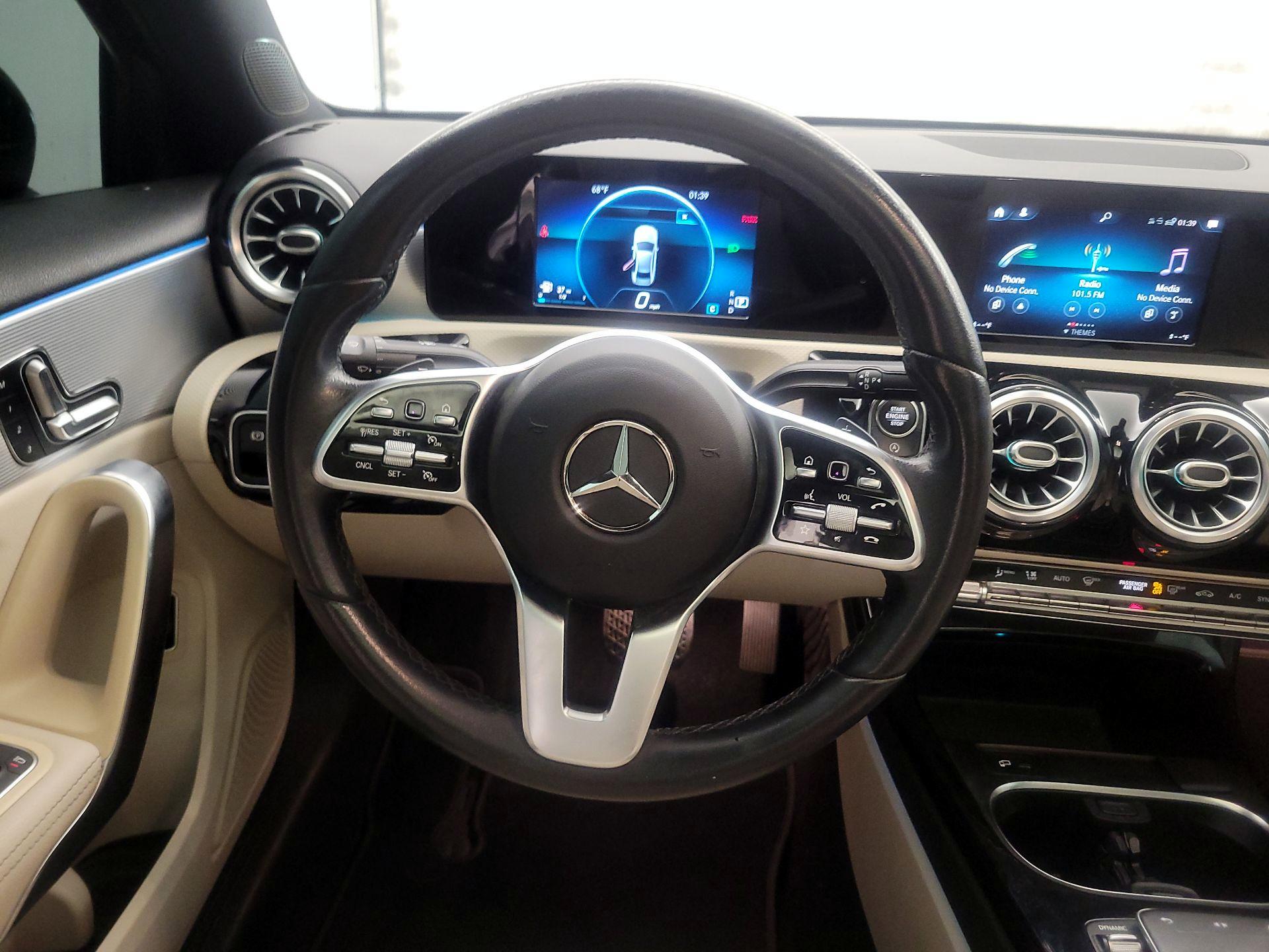 Thumbnail: 2021 Mercedes-Benz A-Class - 10