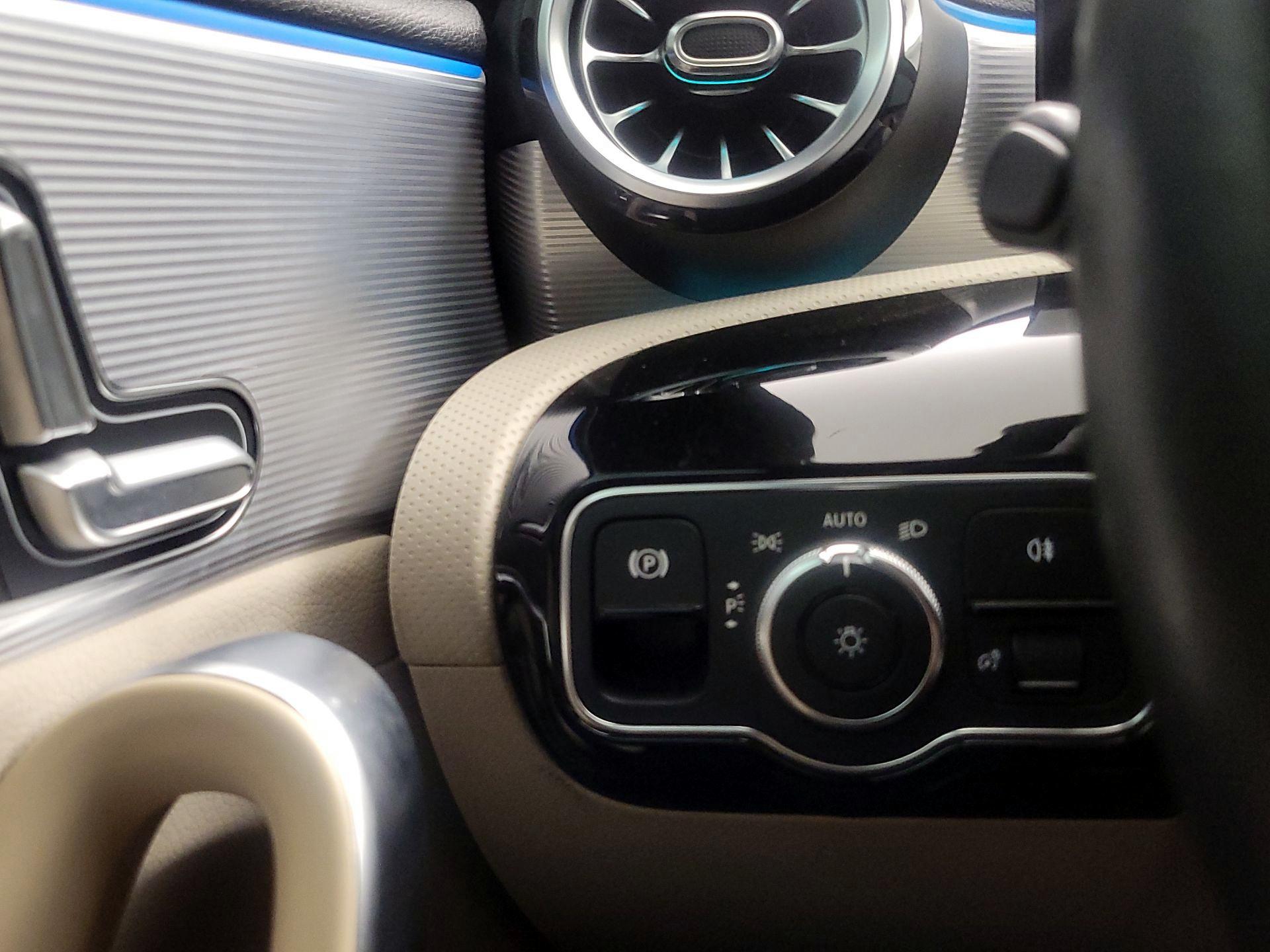 Thumbnail: 2021 Mercedes-Benz A-Class - 13