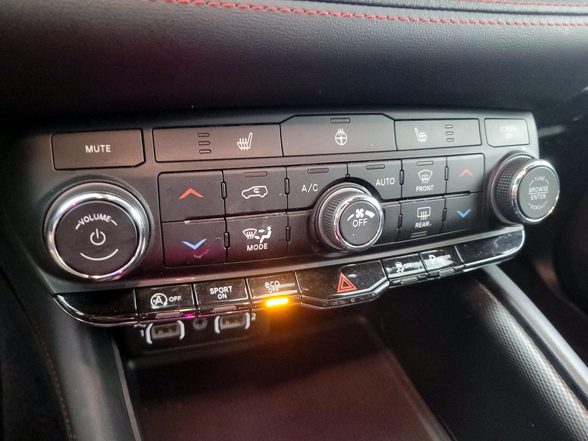 Thumbnail: 2023 Dodge Durango - 16